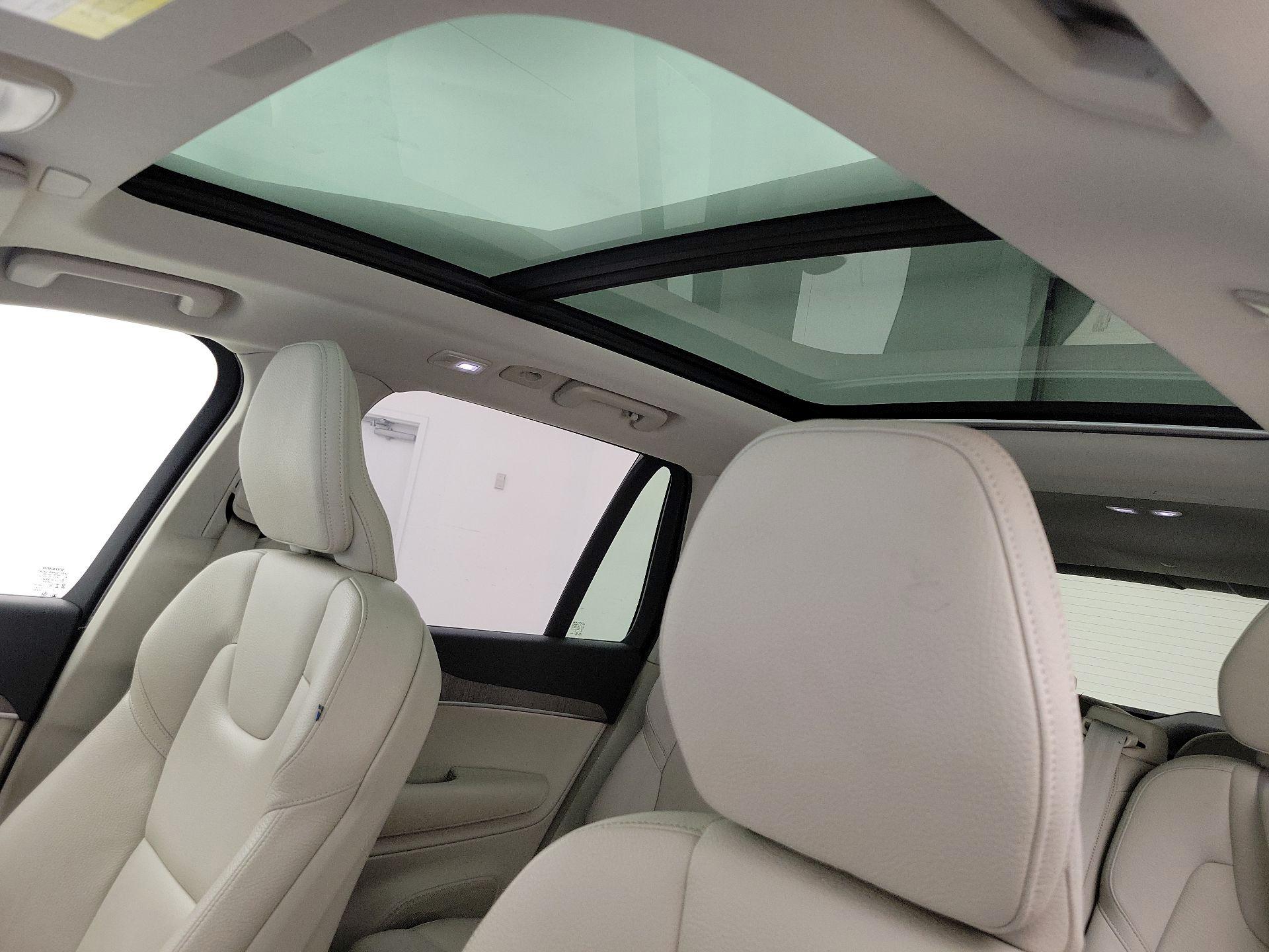 Thumbnail: 2024 Volvo XC90 - 20