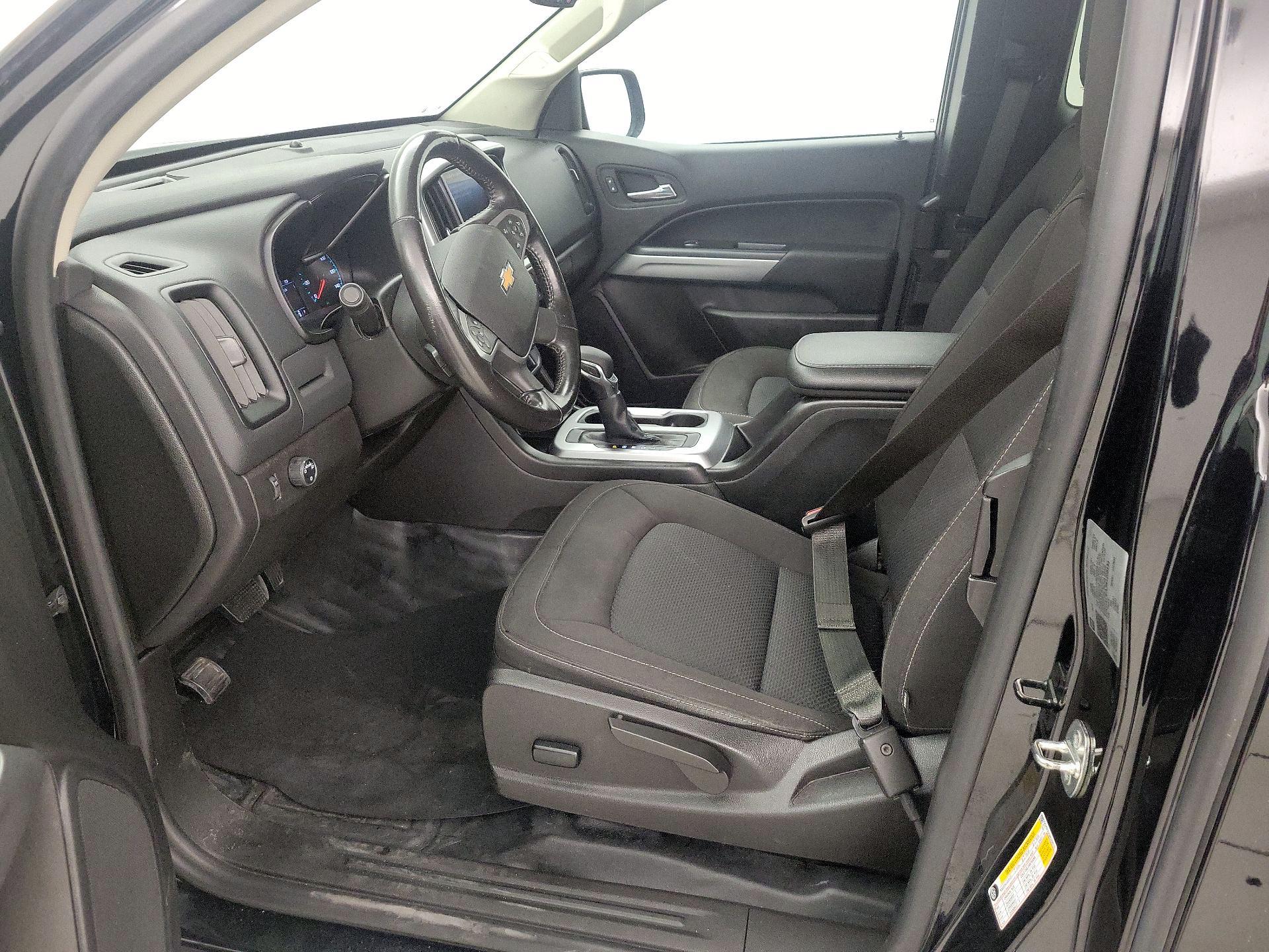 Thumbnail: 2022 Chevrolet Colorado - 11