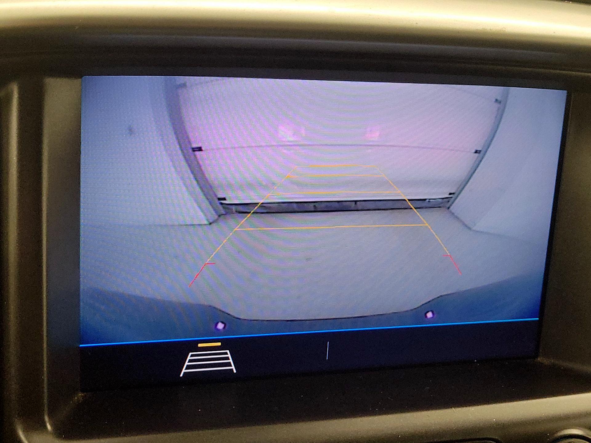 Thumbnail: 2022 Chevrolet Colorado - 14