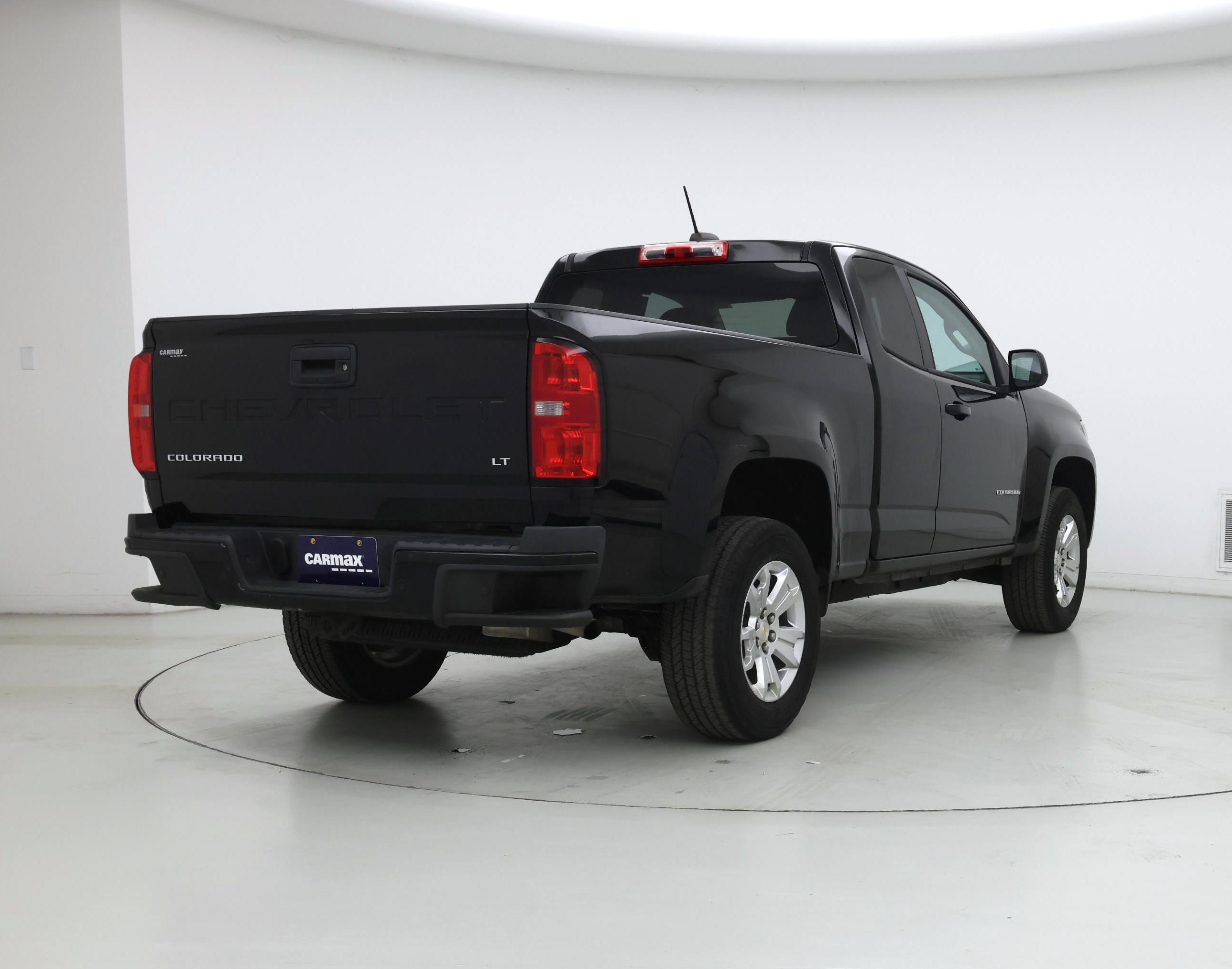 Thumbnail: 2022 Chevrolet Colorado - 8