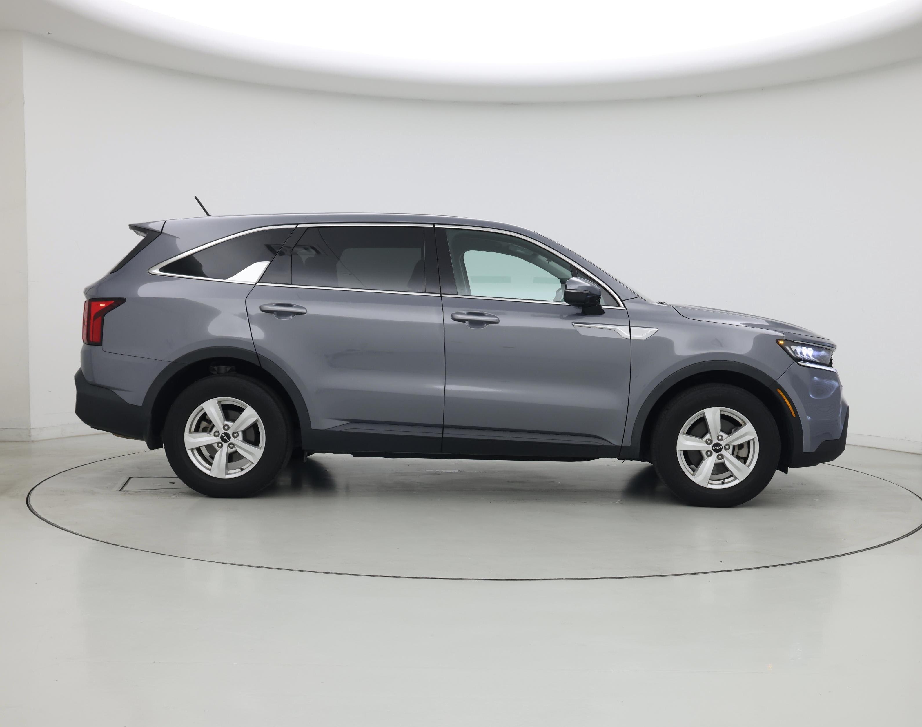 Thumbnail: 2023 Kia Sorento - 7