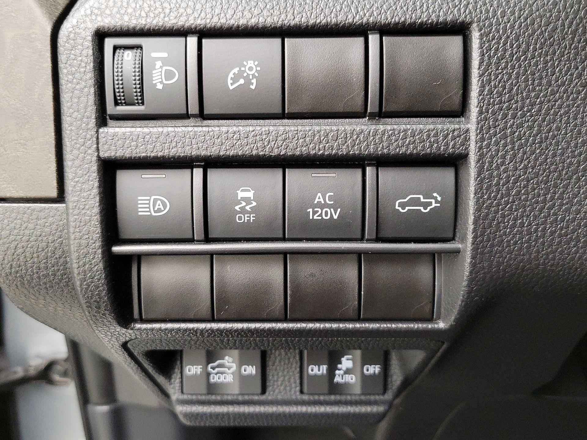 Thumbnail: 2024 Toyota Tacoma - 13