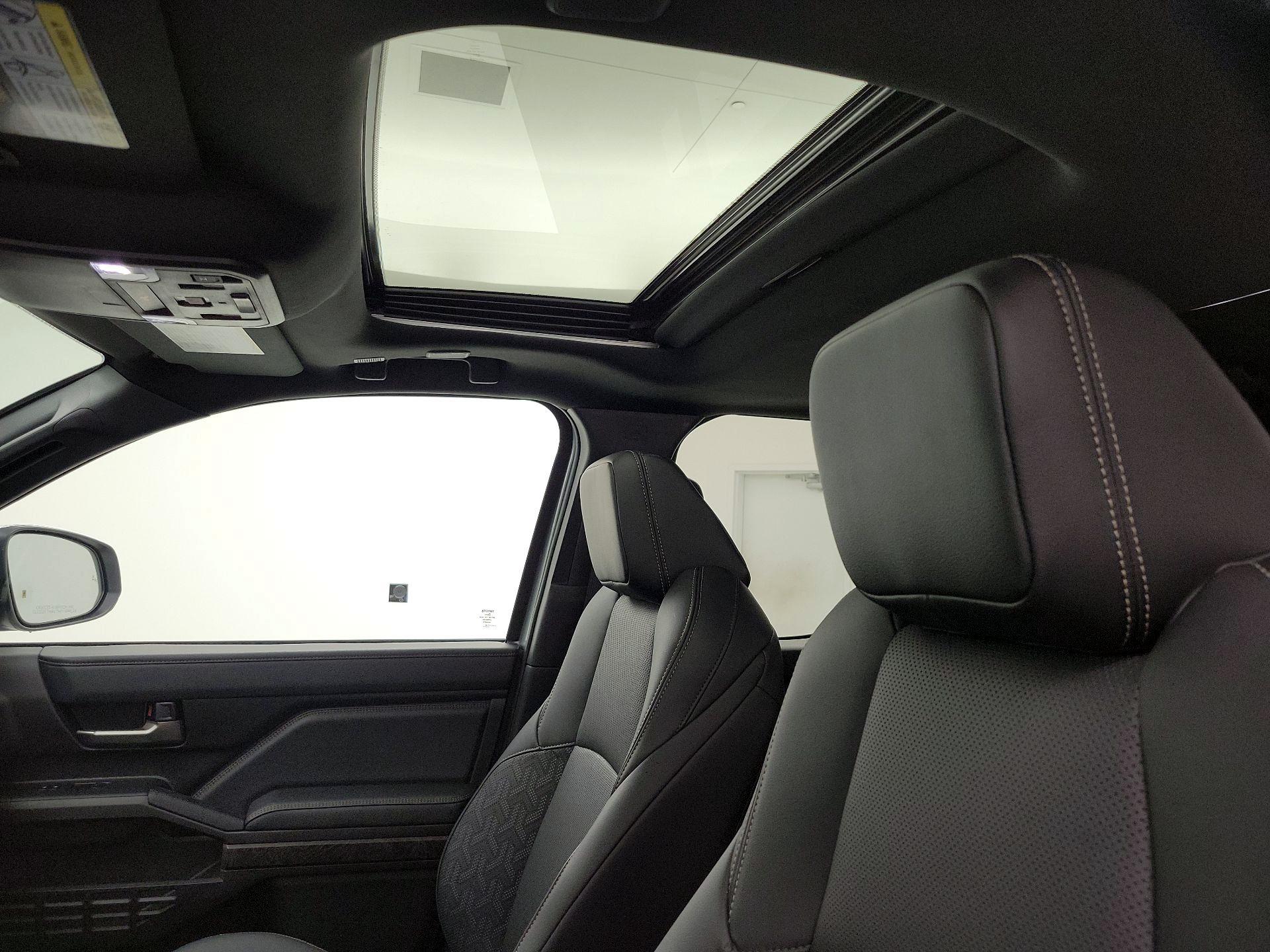 Thumbnail: 2024 Toyota Tacoma - 19