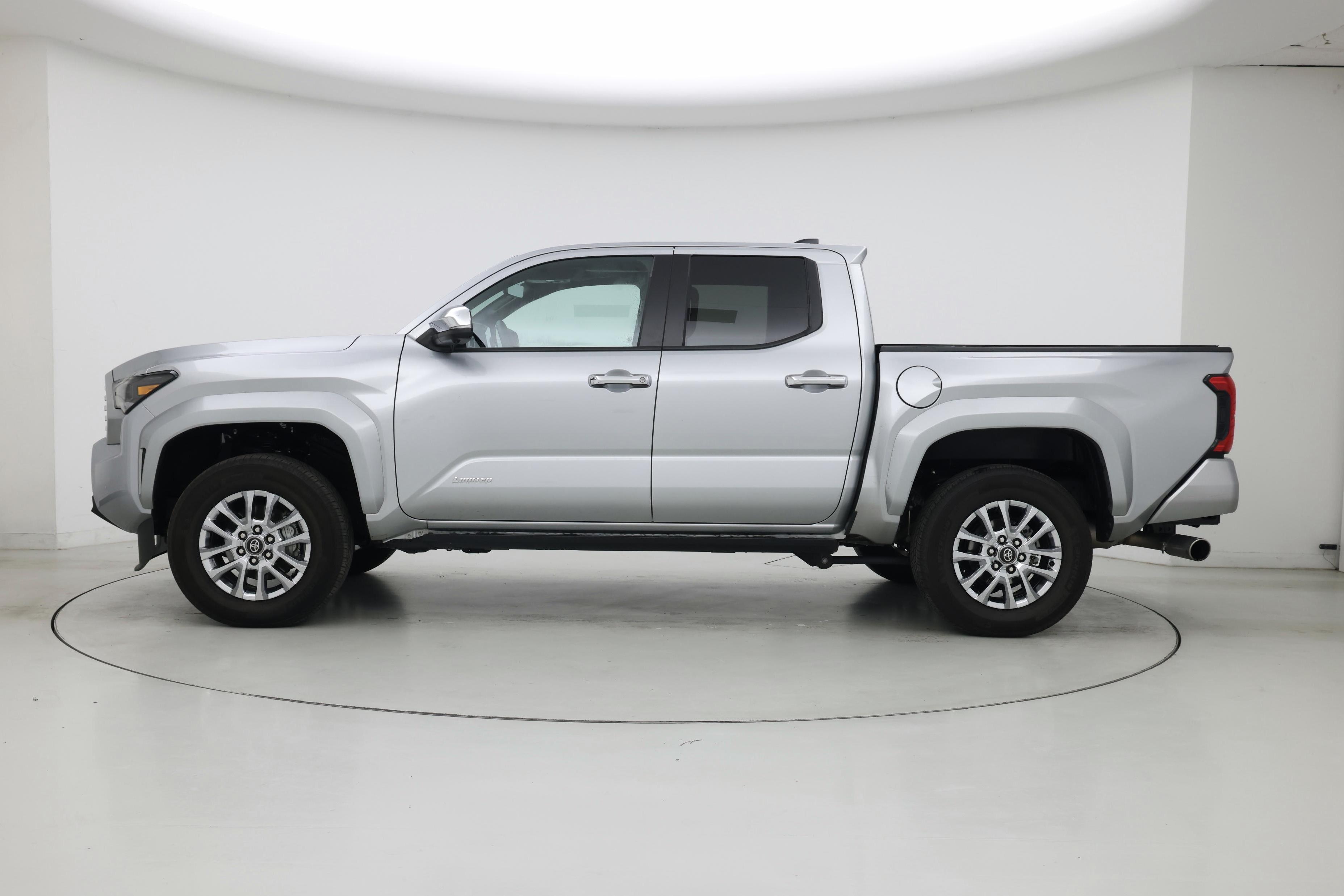 Thumbnail: 2024 Toyota Tacoma - 3