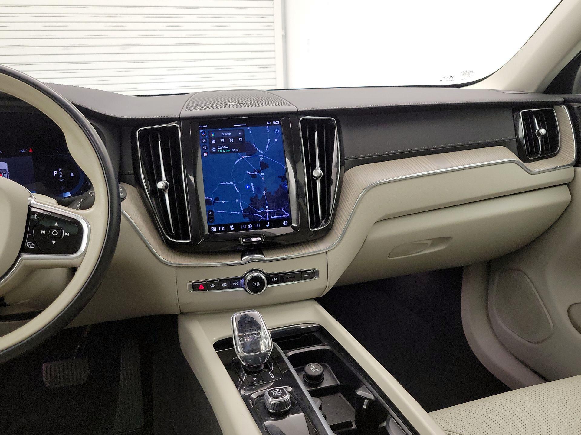 Thumbnail: 2023 Volvo XC60 - 9