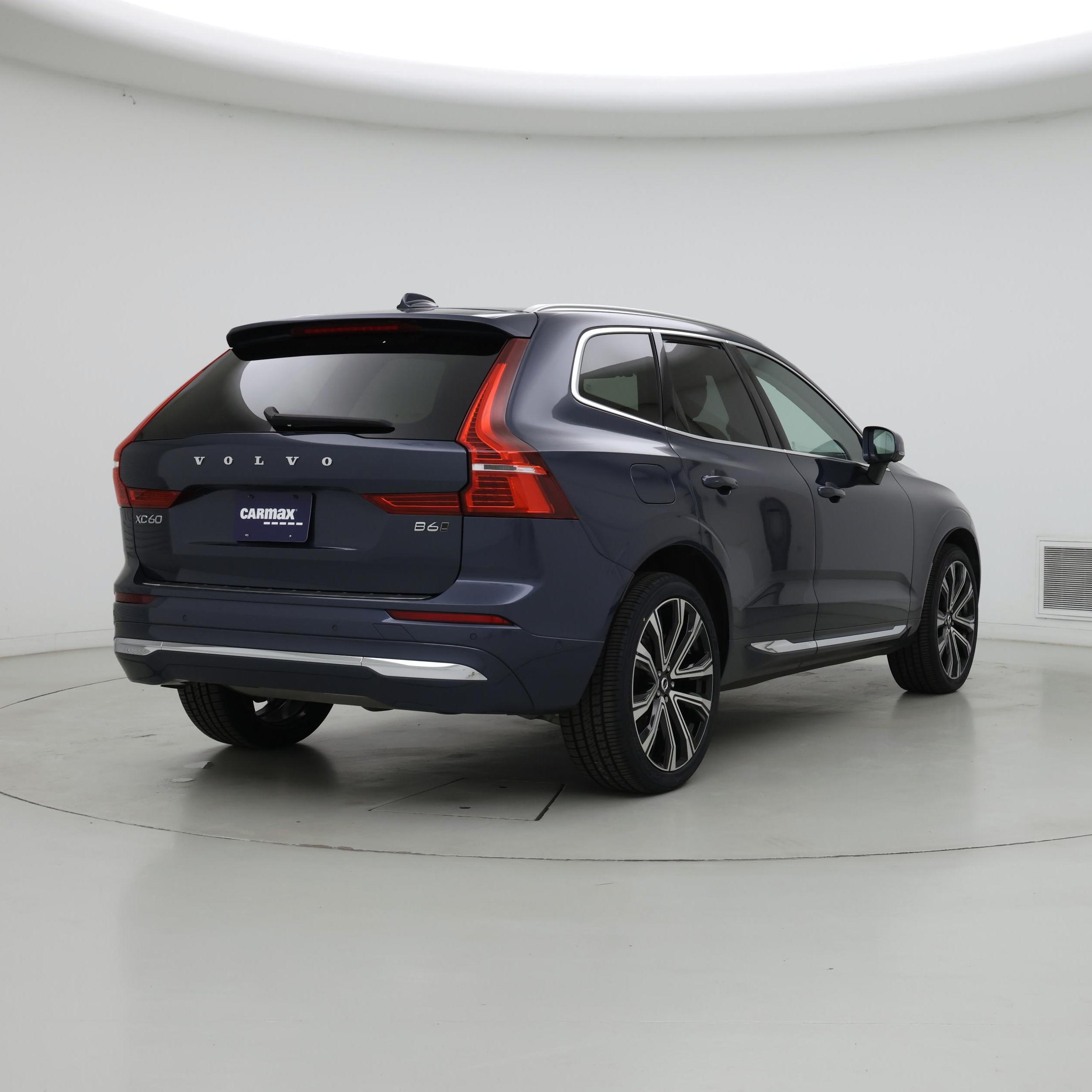 Thumbnail: 2023 Volvo XC60 - 8