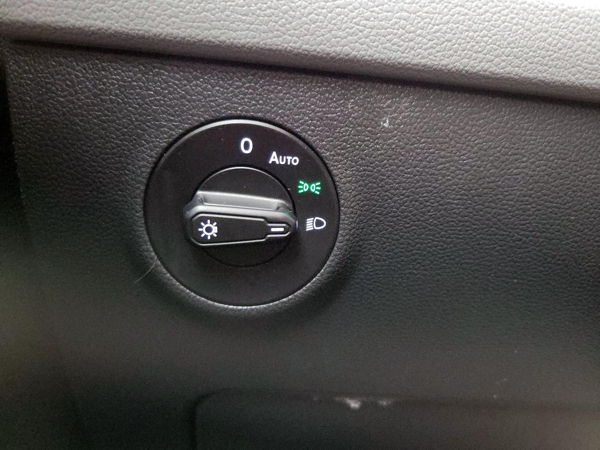 Thumbnail: 2023 Volkswagen Taos - 13