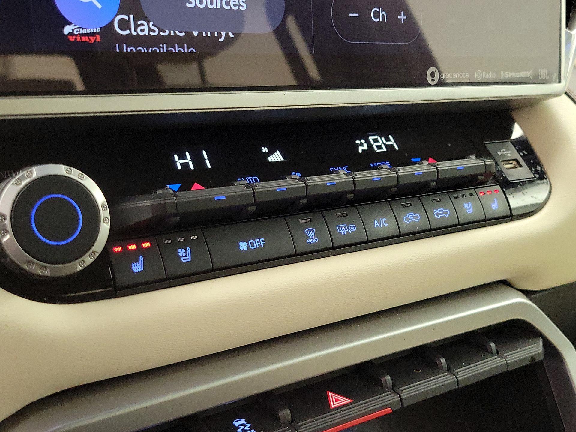 Thumbnail: 2023 Toyota Tundra - 16