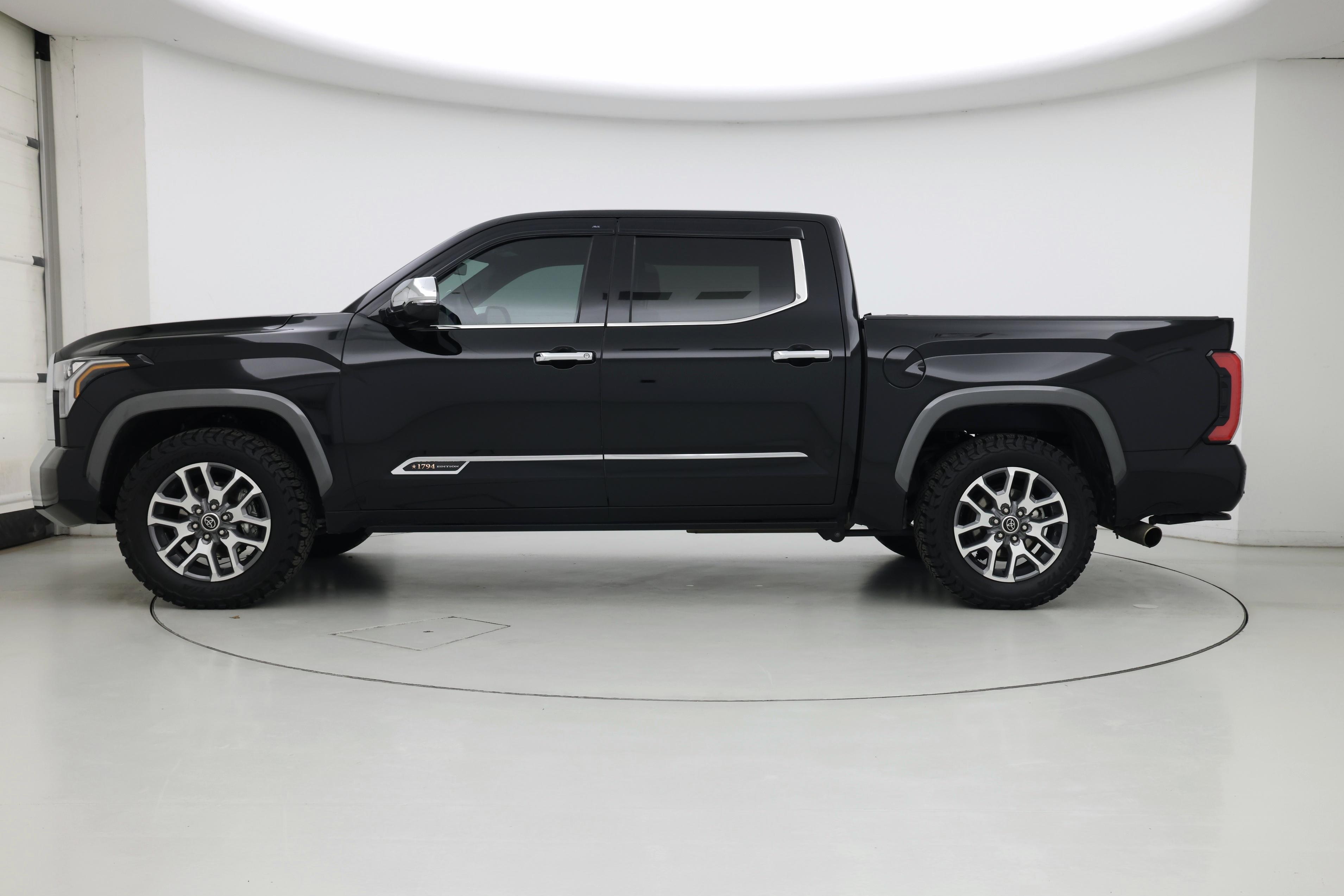 Thumbnail: 2023 Toyota Tundra - 3