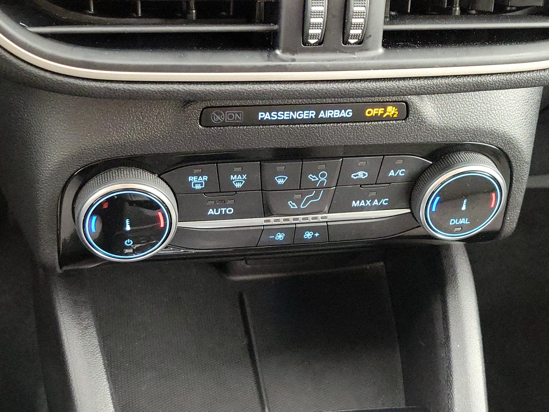 Thumbnail: 2022 Ford Escape - 17