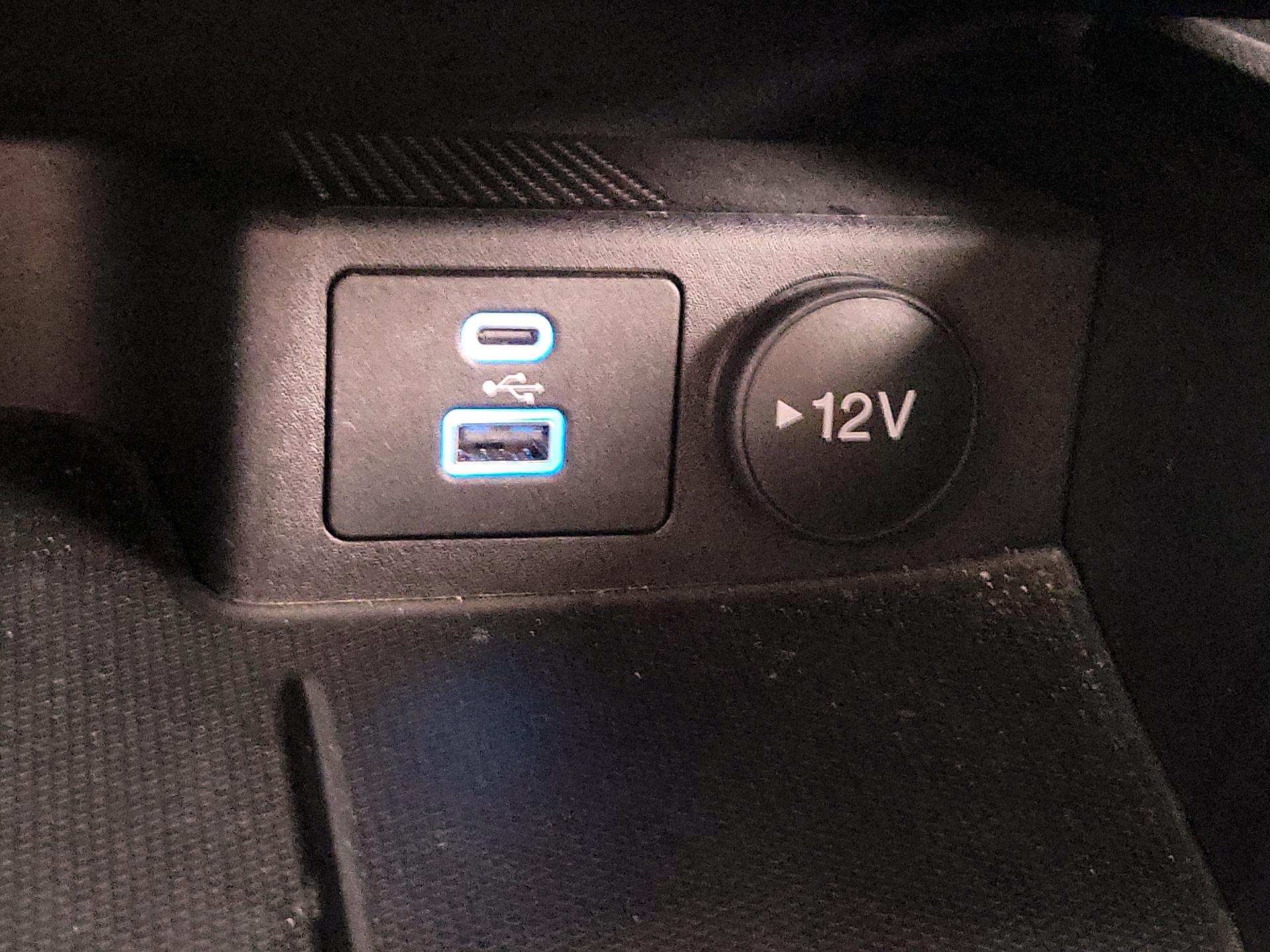 Thumbnail: 2022 Ford Escape - 19