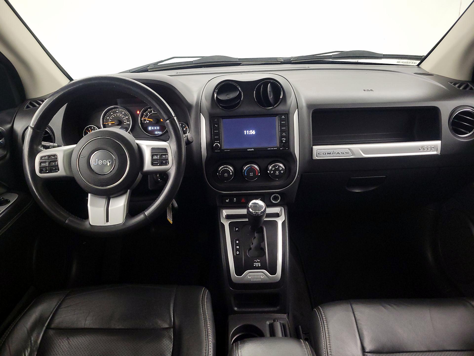 Thumbnail: 2015 Jeep Compass - 9