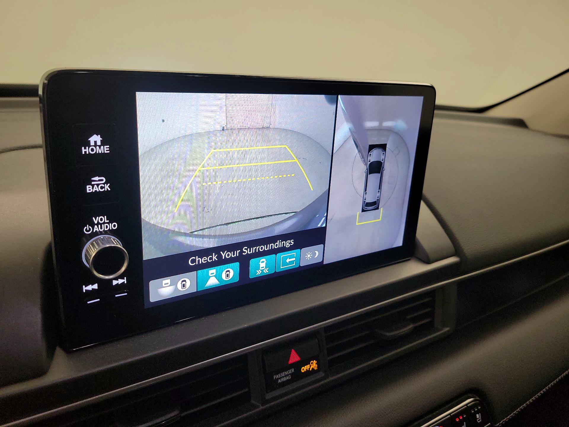 Thumbnail: 2023 Honda Pilot - 14