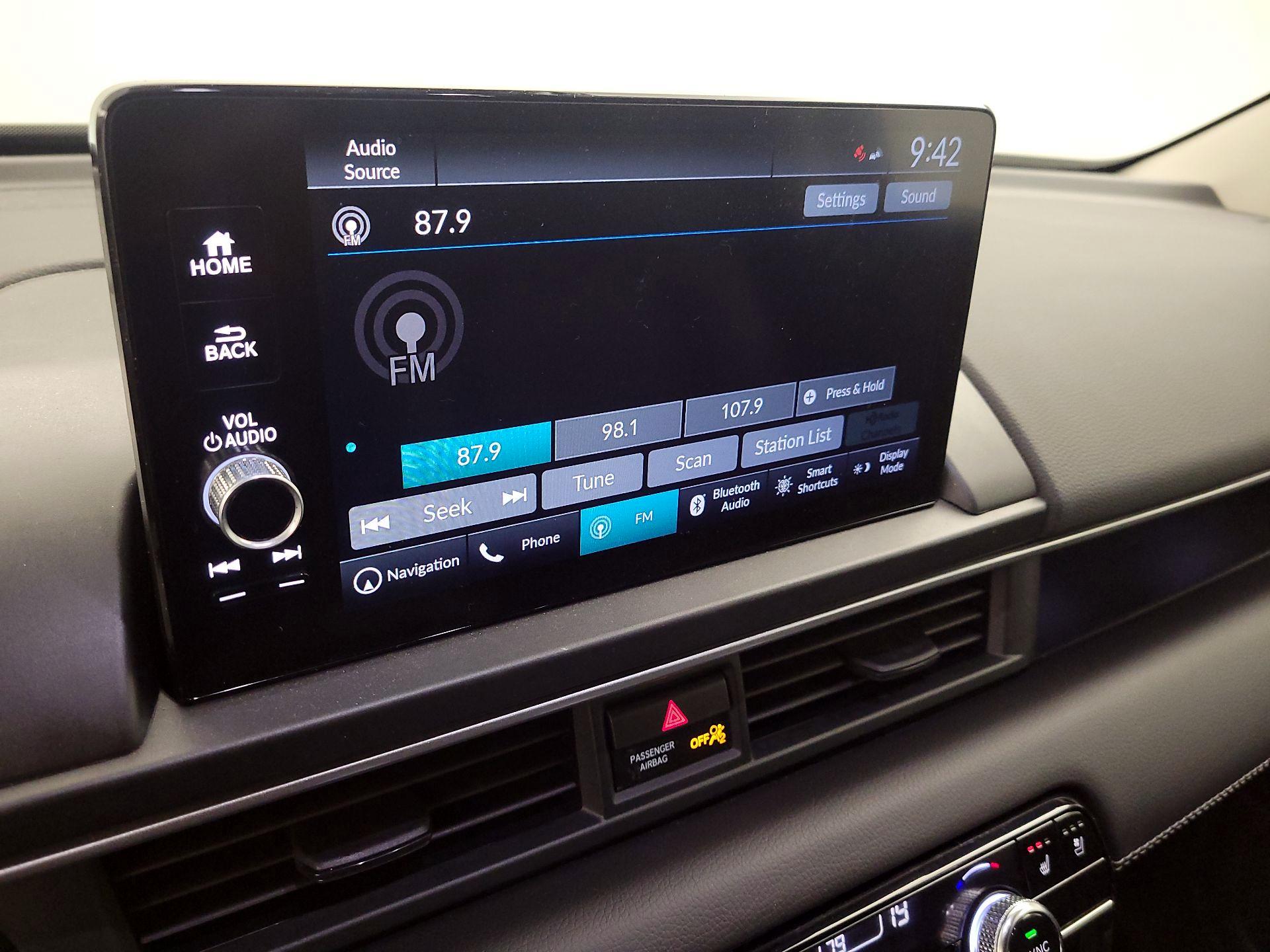 Thumbnail: 2023 Honda Pilot - 15