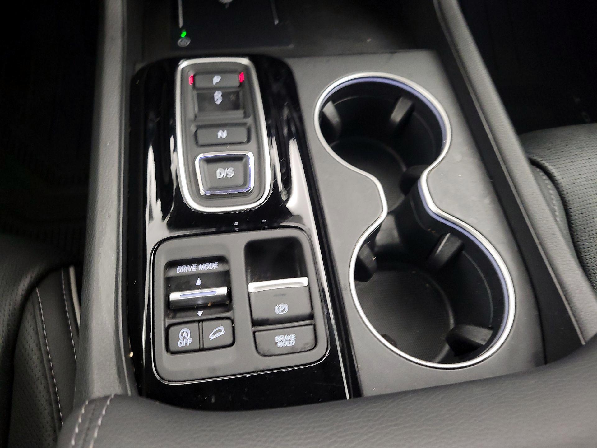 Thumbnail: 2023 Honda Pilot - 17