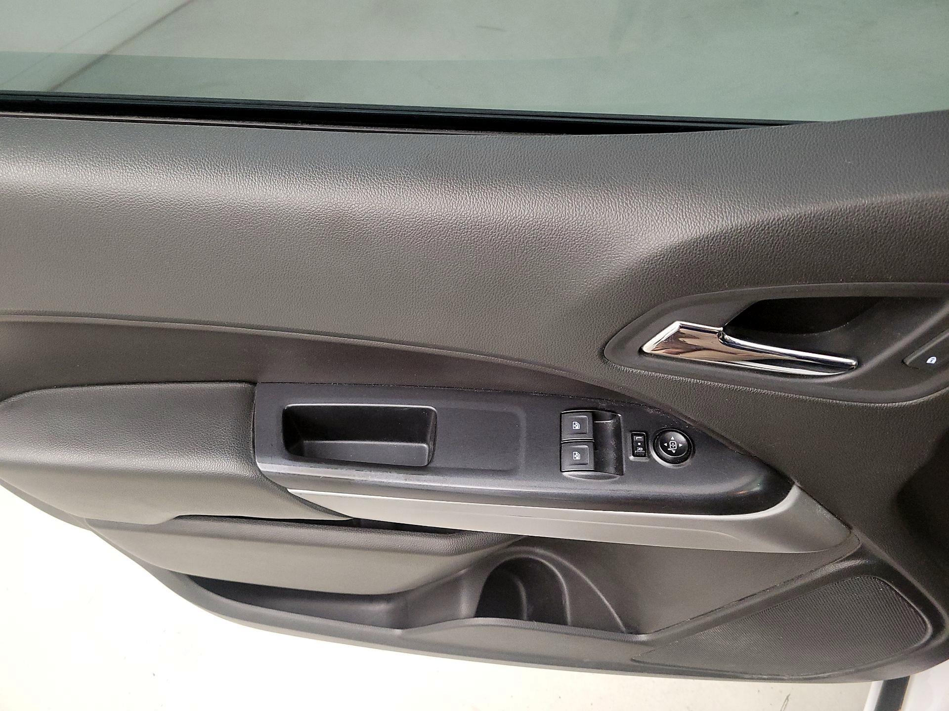 Thumbnail: 2021 Chevrolet Colorado - 12