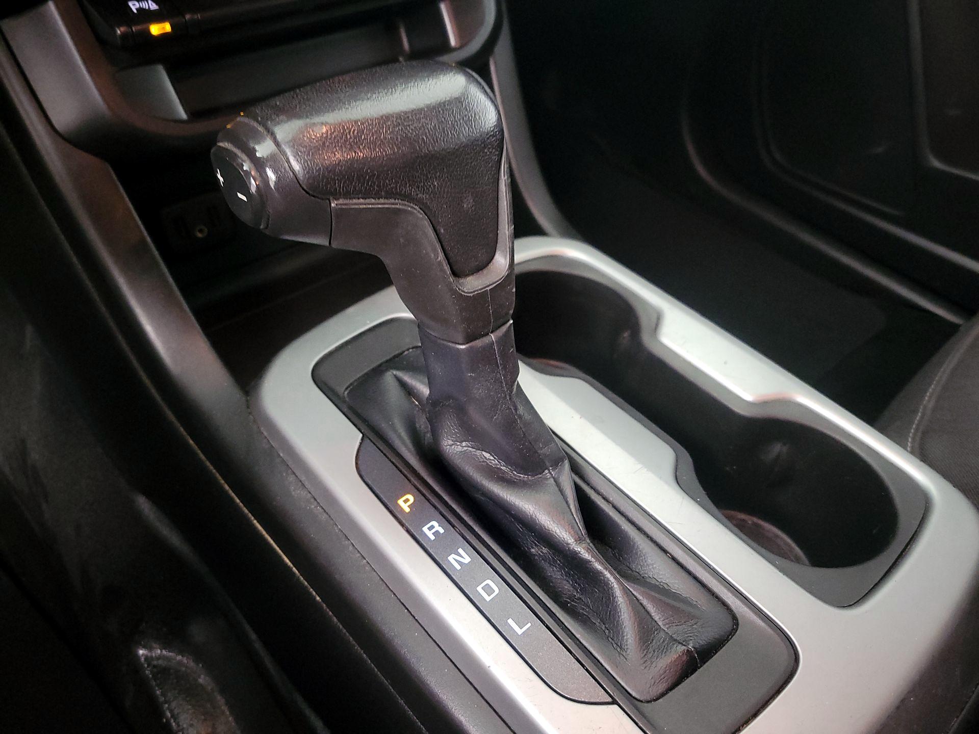 Thumbnail: 2021 Chevrolet Colorado - 17