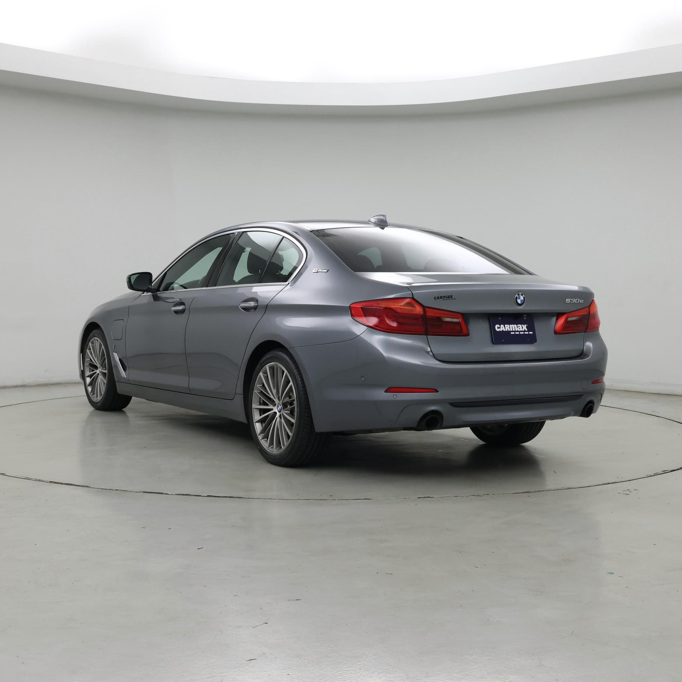 Thumbnail: 2018 BMW 5 Series - 2