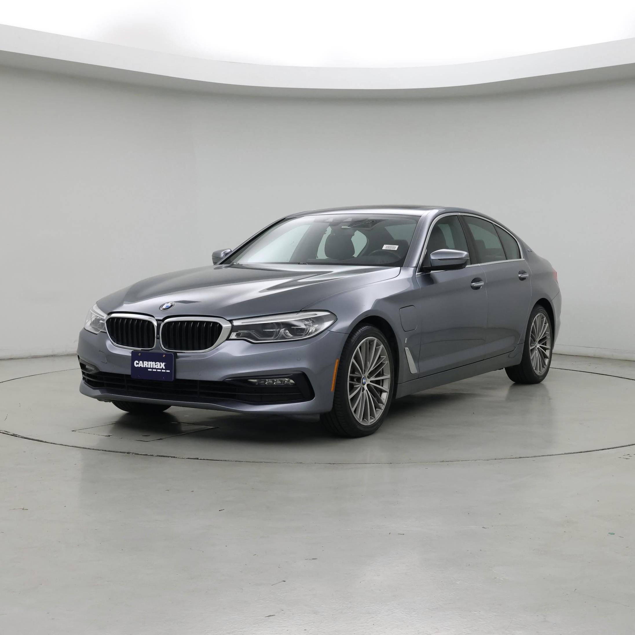 Thumbnail: 2018 BMW 5 Series - 4