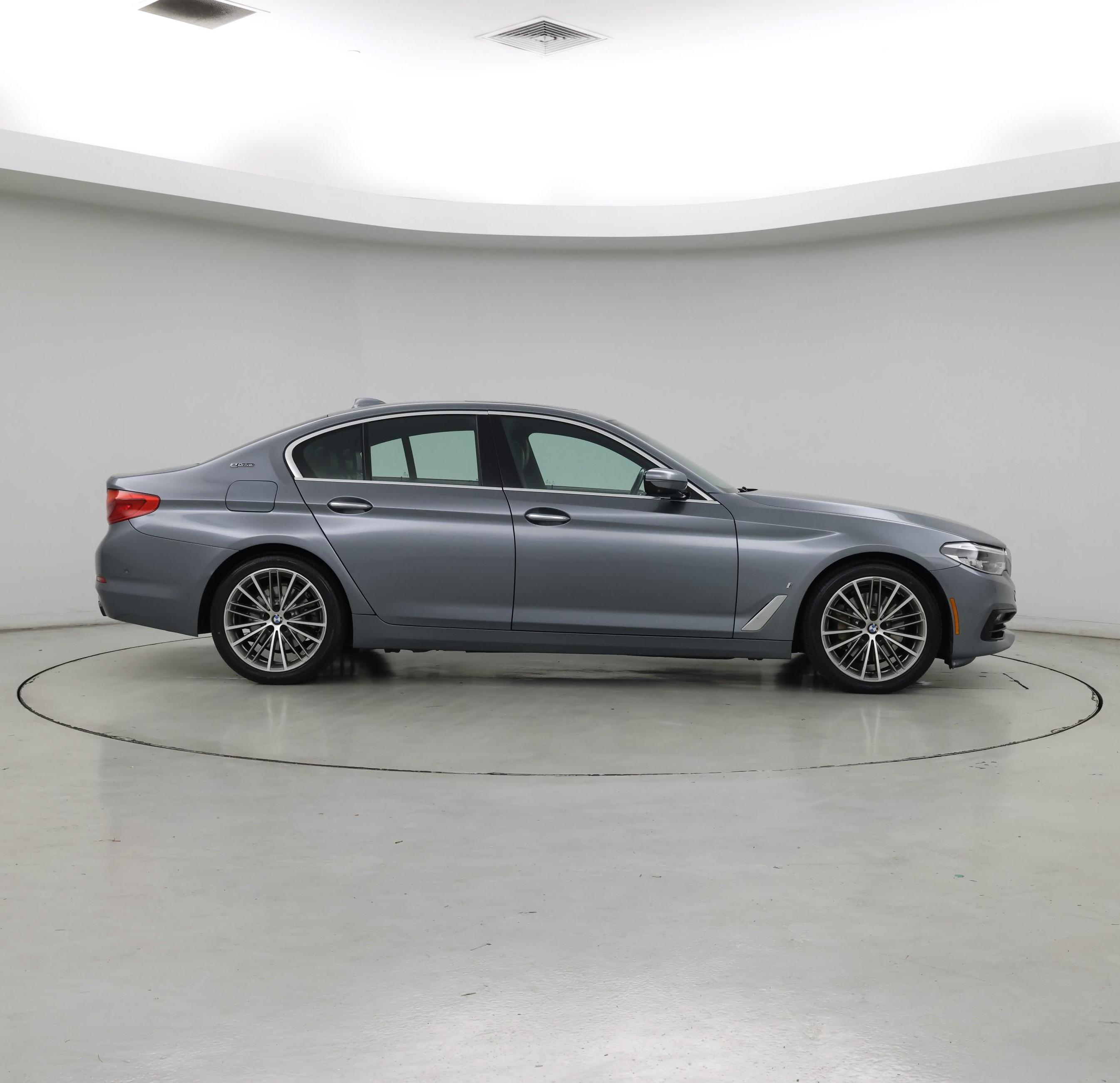 Thumbnail: 2018 BMW 5 Series - 7