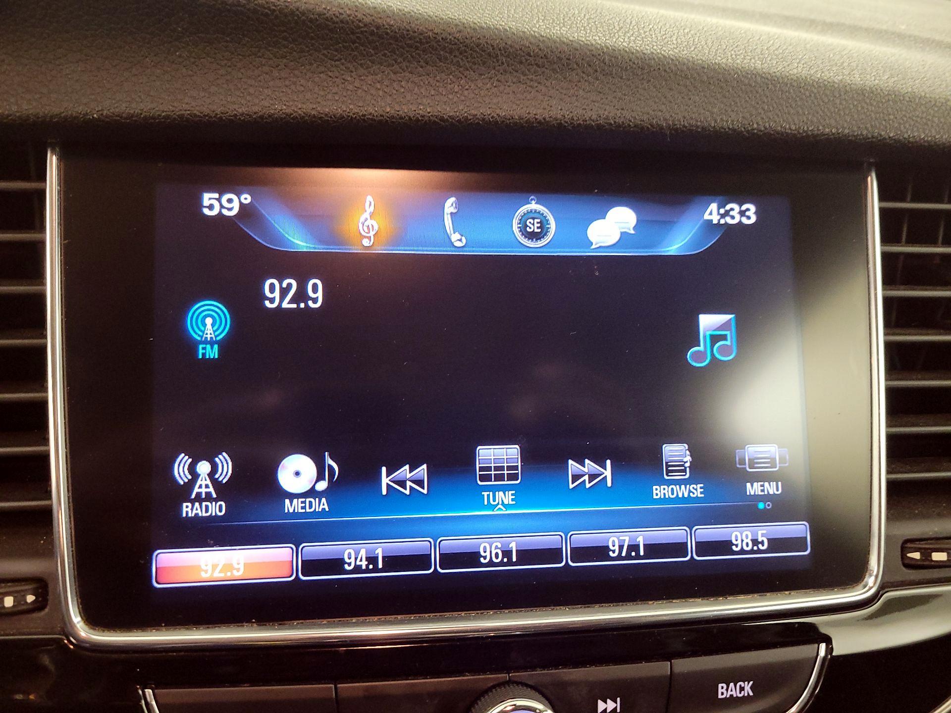 Thumbnail: 2017 Buick Encore - 15