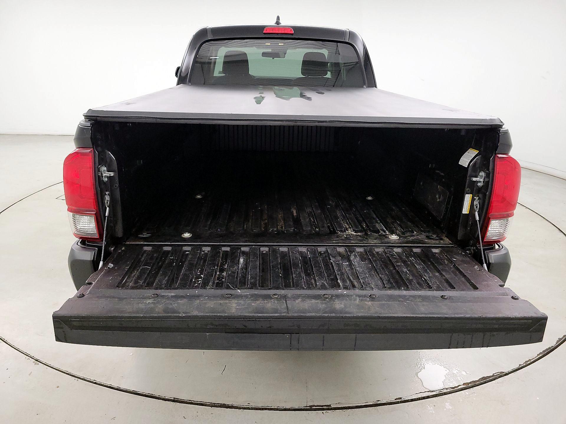 Thumbnail: 2023 Toyota Tacoma - 20