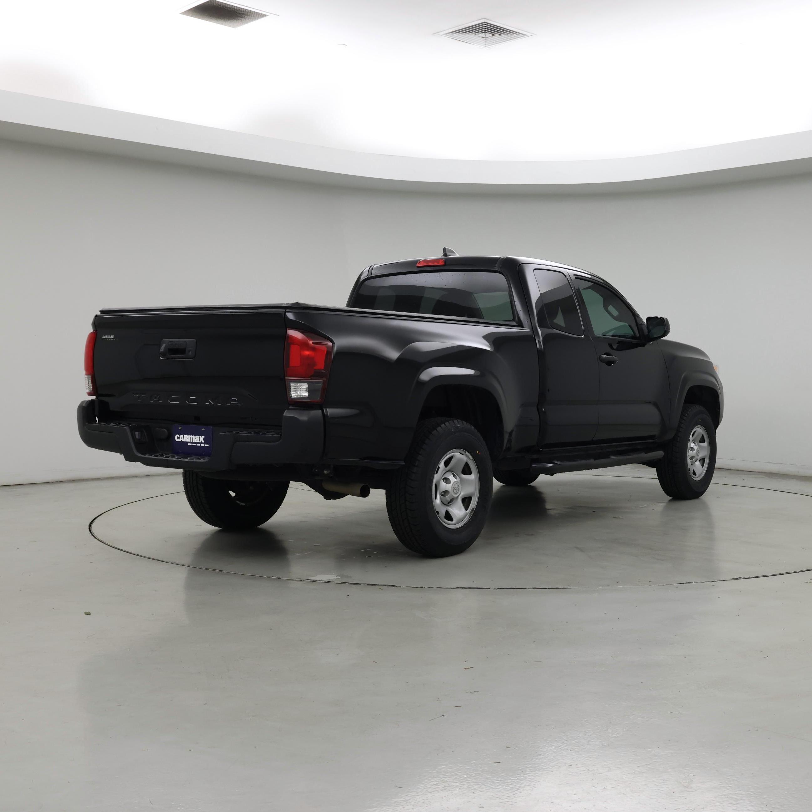 Thumbnail: 2023 Toyota Tacoma - 8