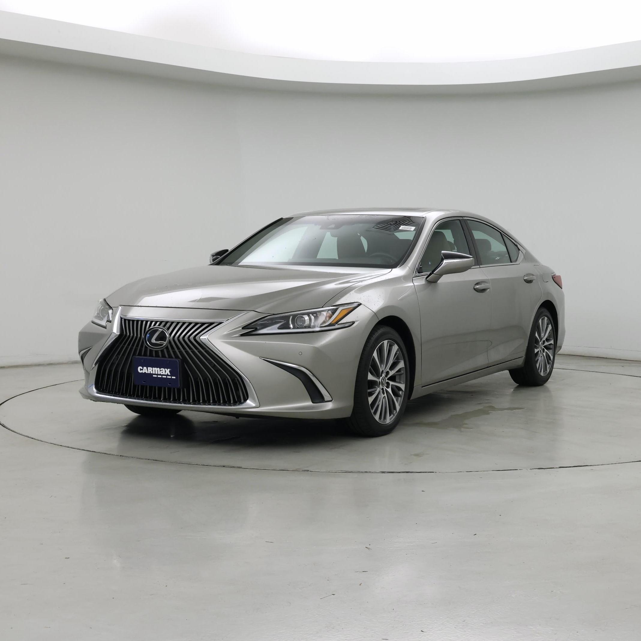 Thumbnail: 2020 Lexus ES - 4