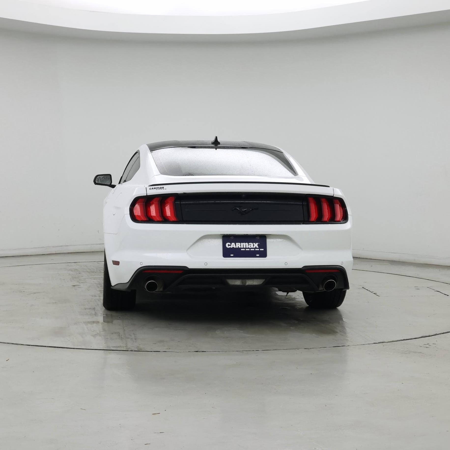 Thumbnail: 2022 Ford Mustang - 6