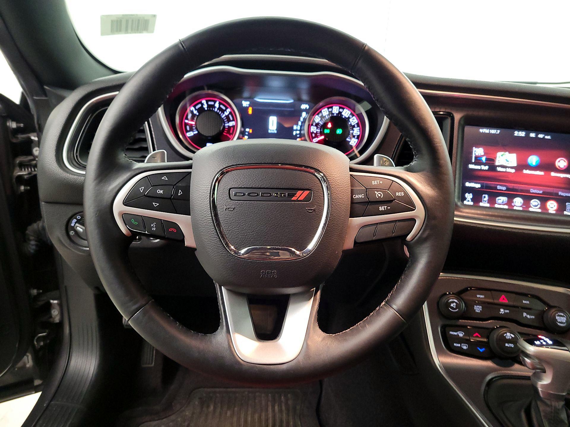 Thumbnail: 2016 Dodge Challenger - 10