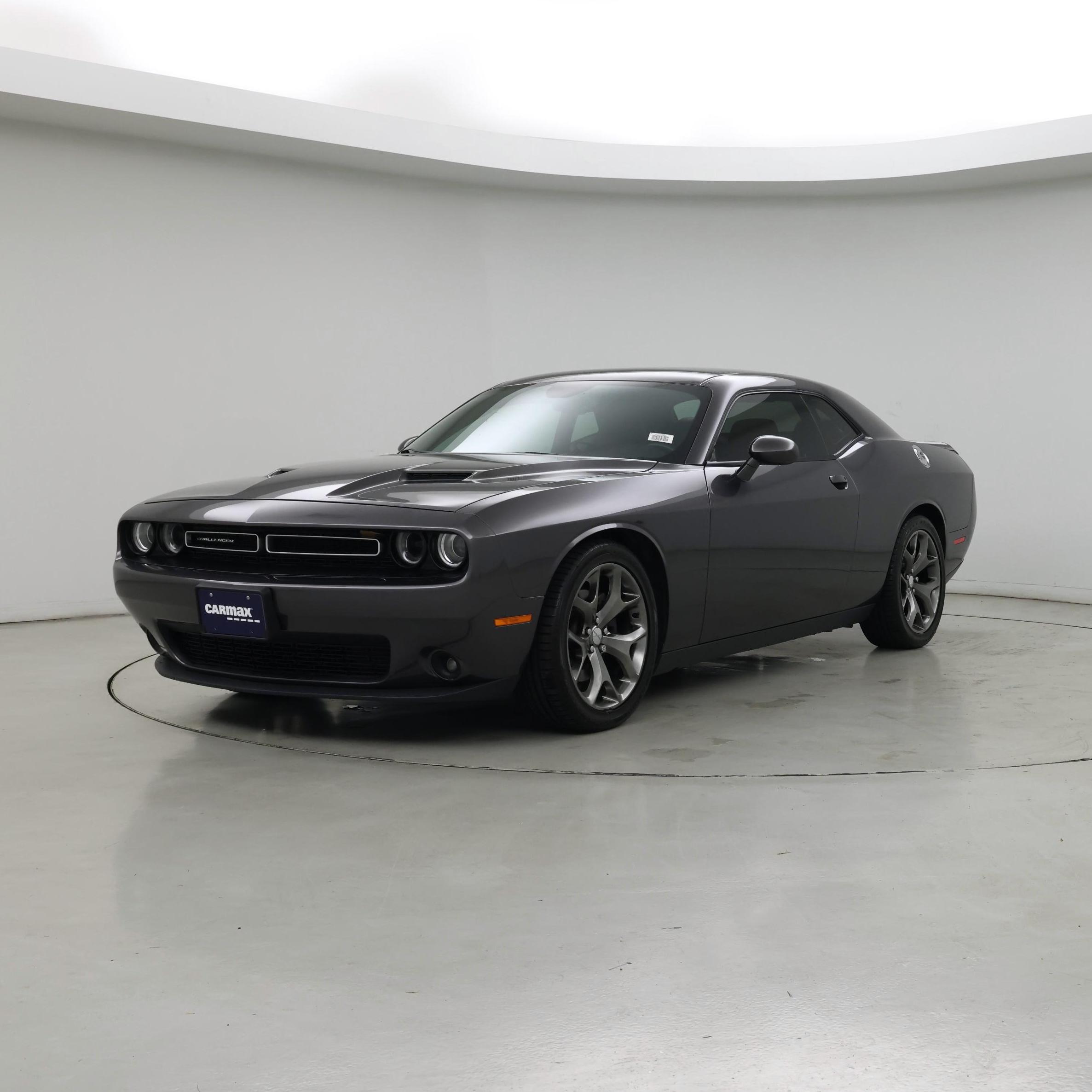 Thumbnail: 2016 Dodge Challenger - 4