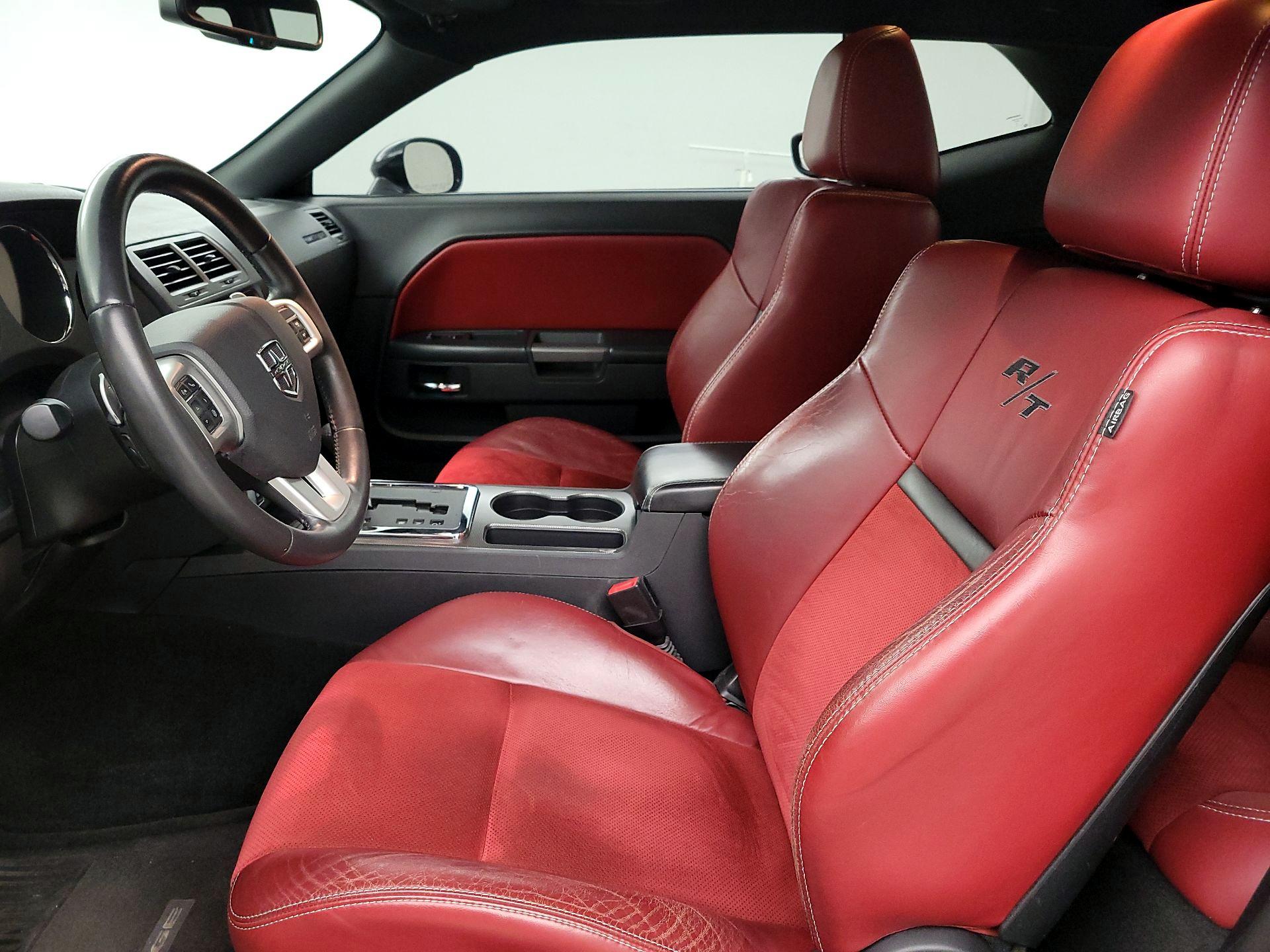 Thumbnail: 2014 Dodge Challenger - 11