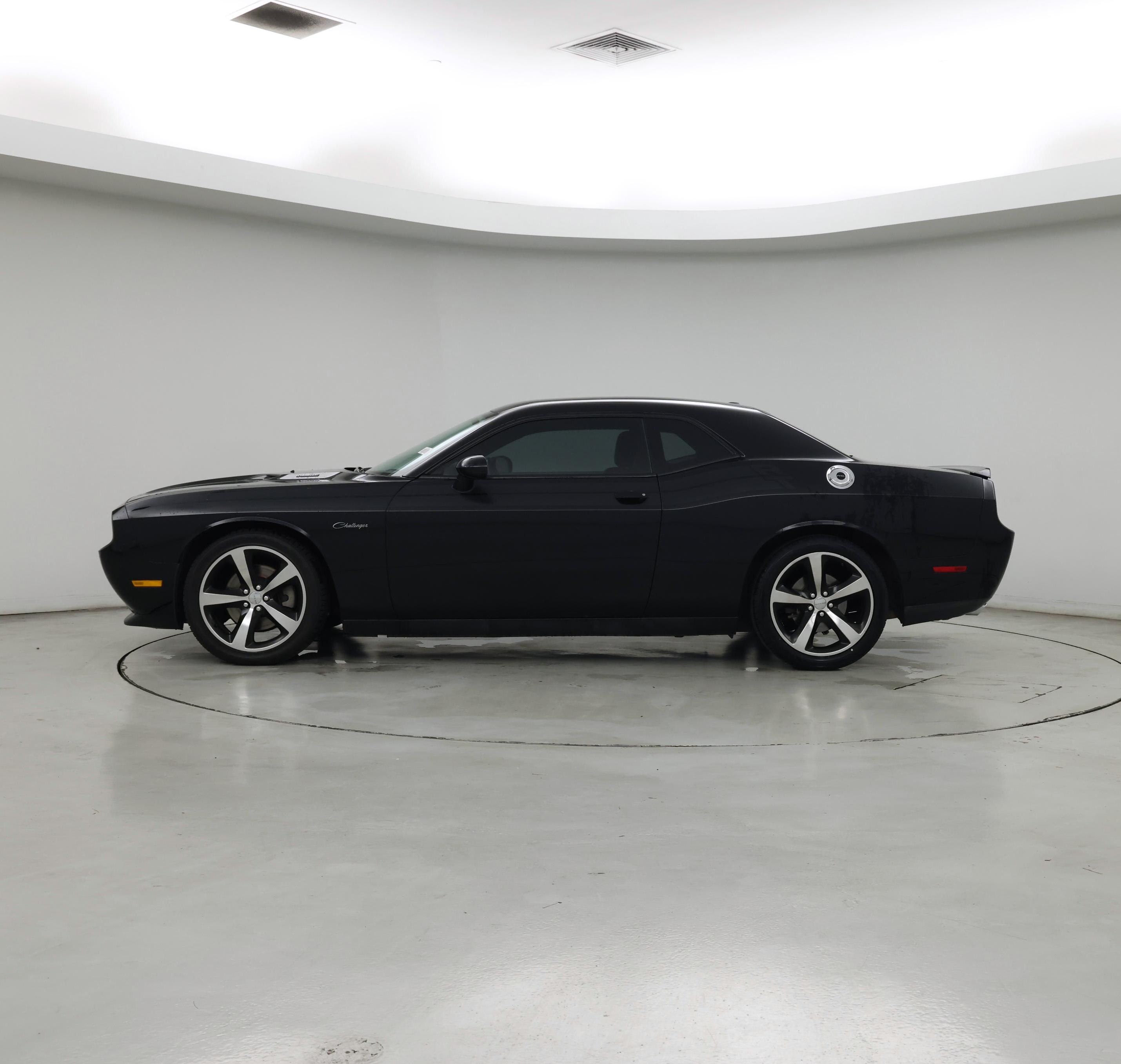 Thumbnail: 2014 Dodge Challenger - 3