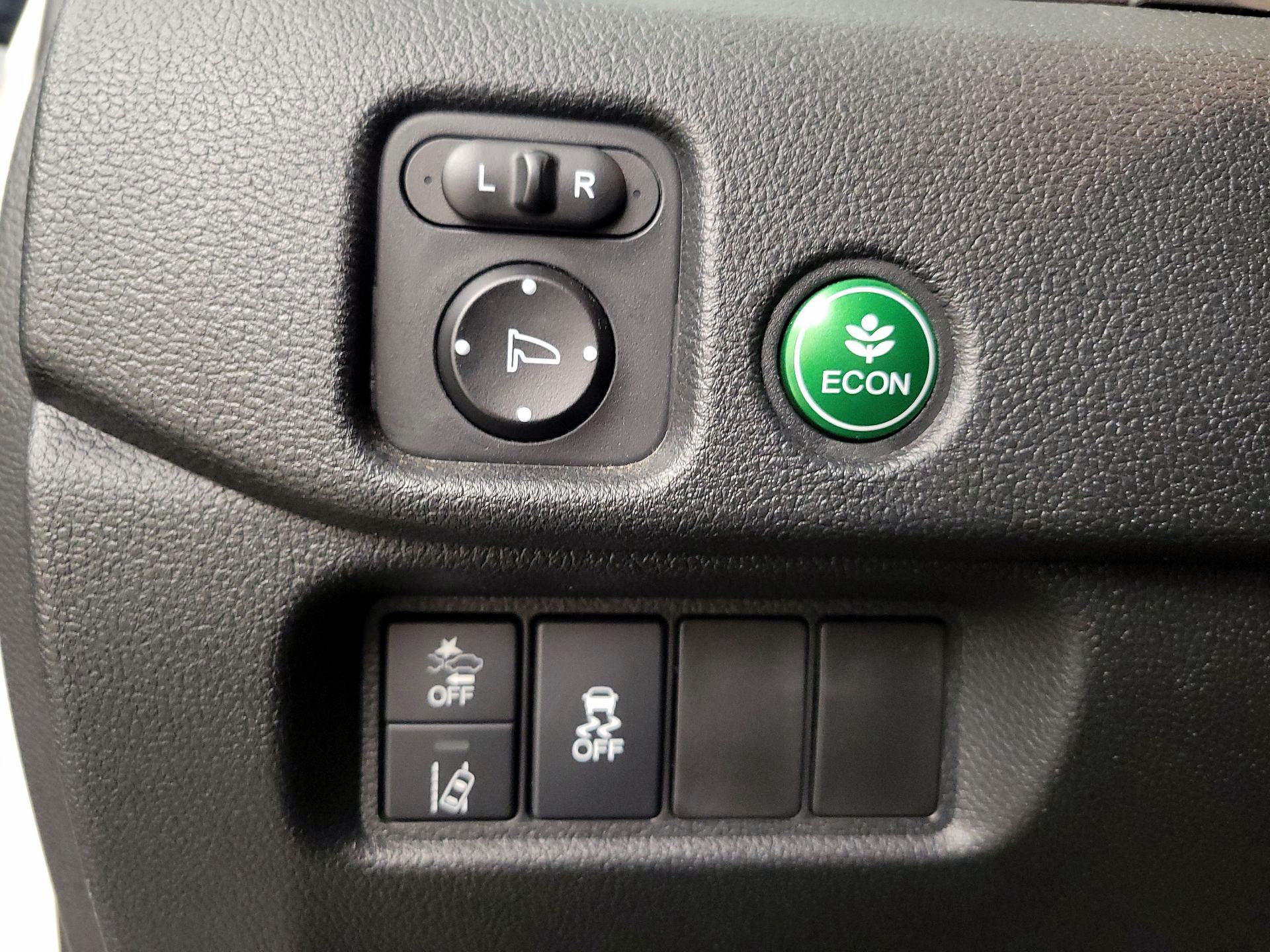 Thumbnail: 2021 Honda Pilot - 13