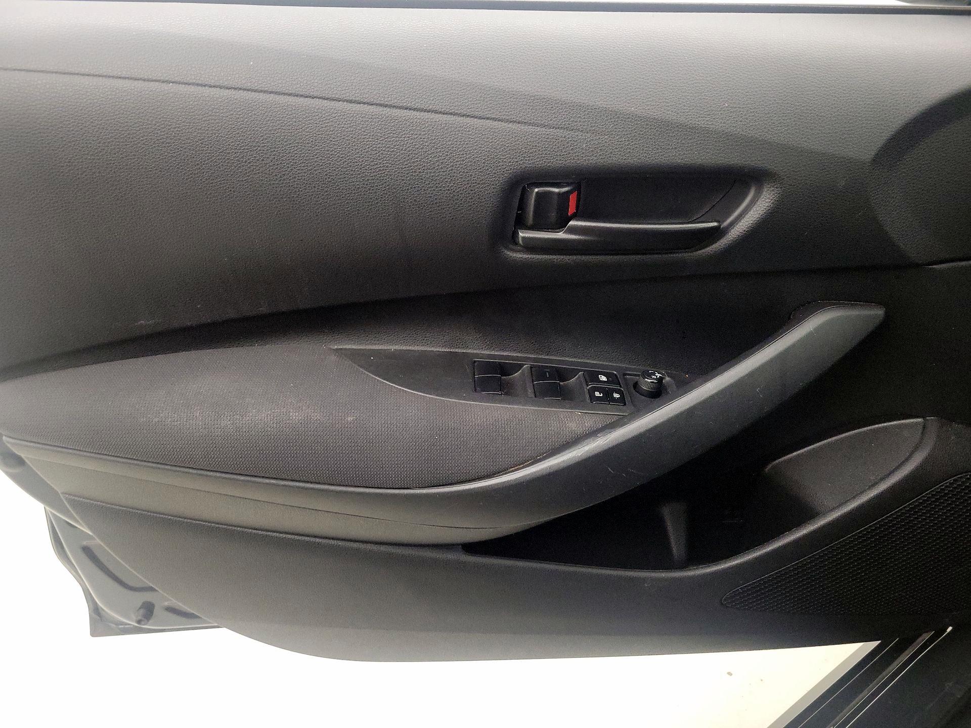 Thumbnail: 2023 Toyota Corolla - 12