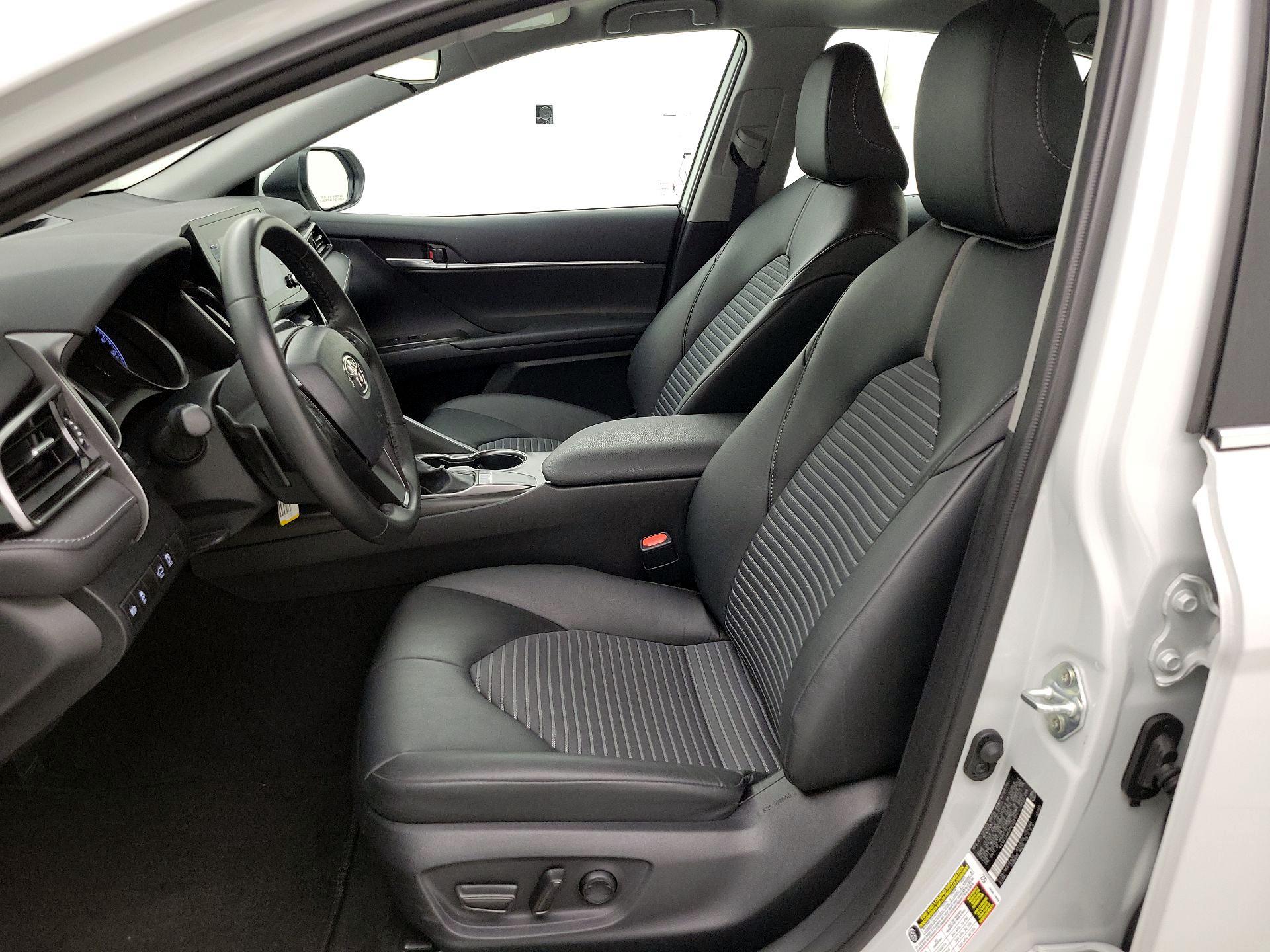 Thumbnail: 2023 Toyota Camry - 11