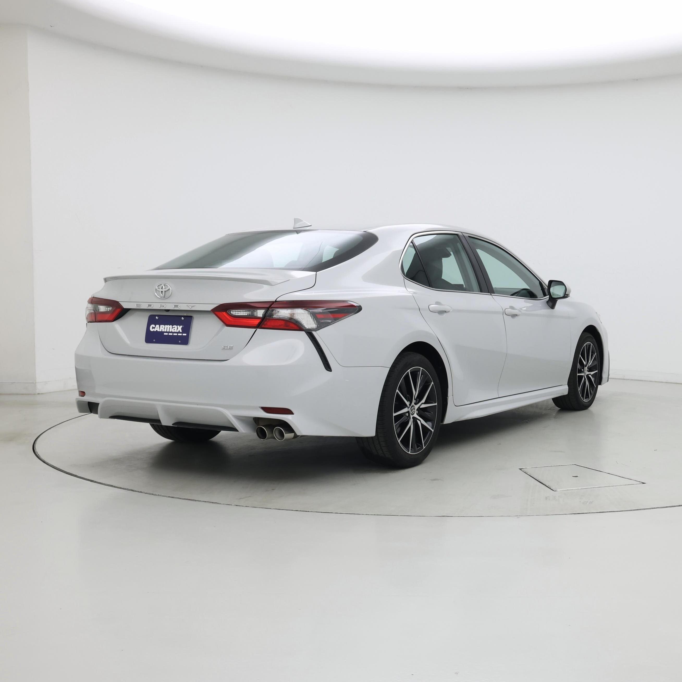 Thumbnail: 2023 Toyota Camry - 8