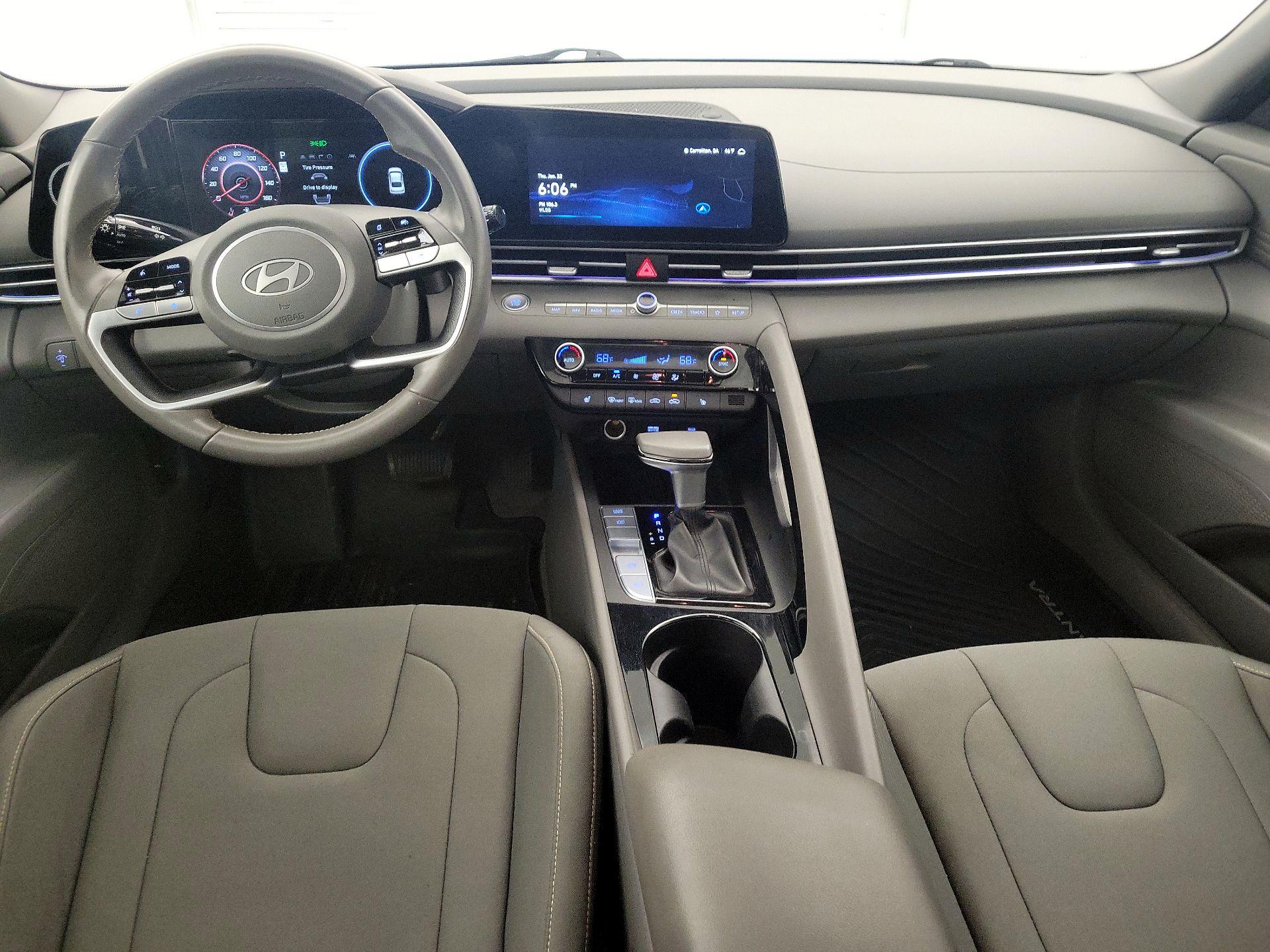 Thumbnail: 2025 Hyundai Elantra - 9