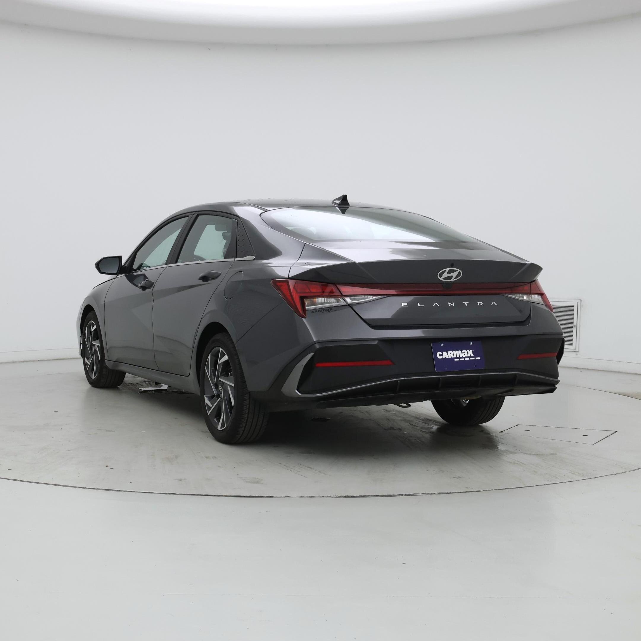 Thumbnail: 2025 Hyundai Elantra - 2