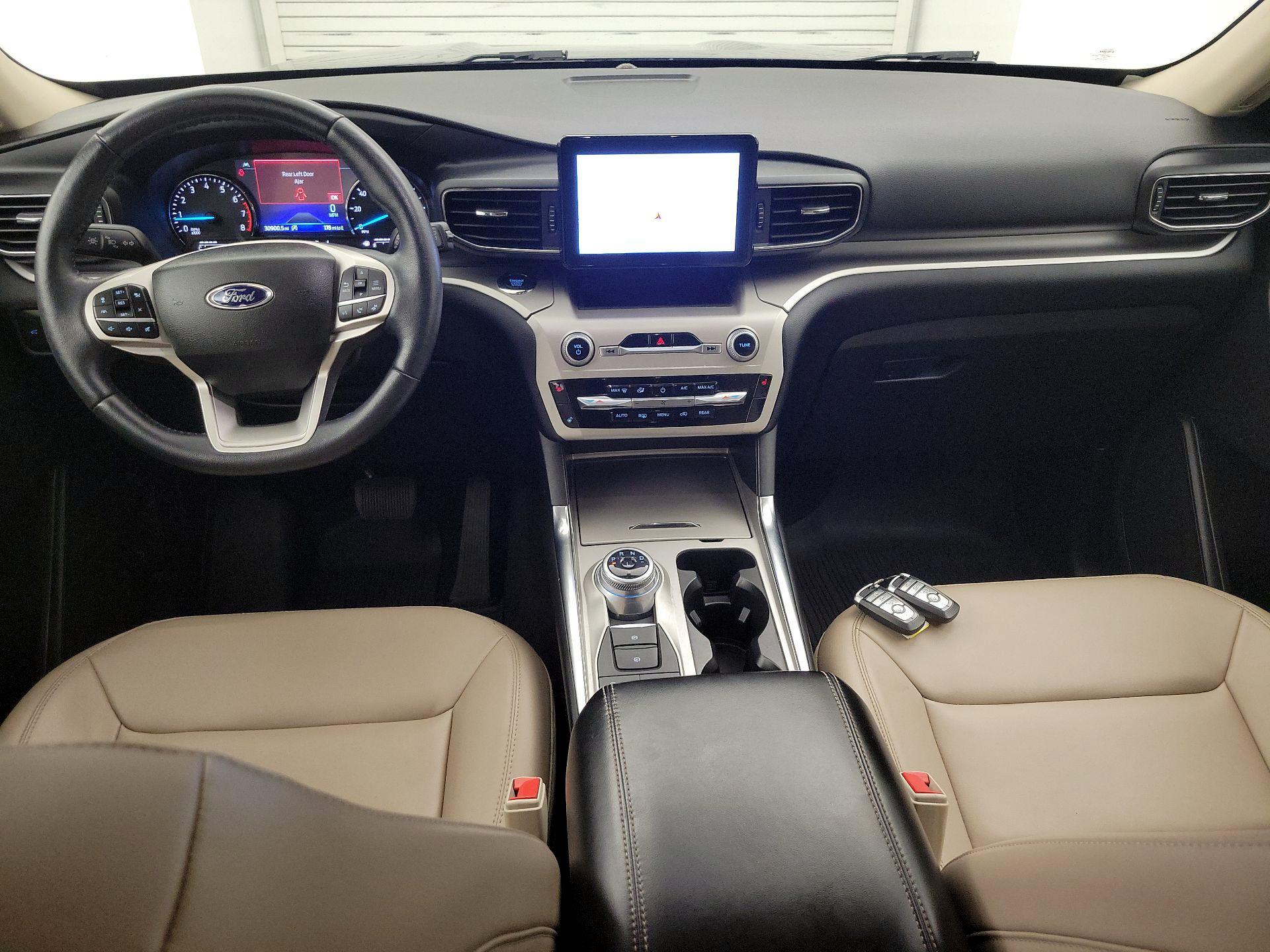 Thumbnail: 2022 Ford Explorer - 9