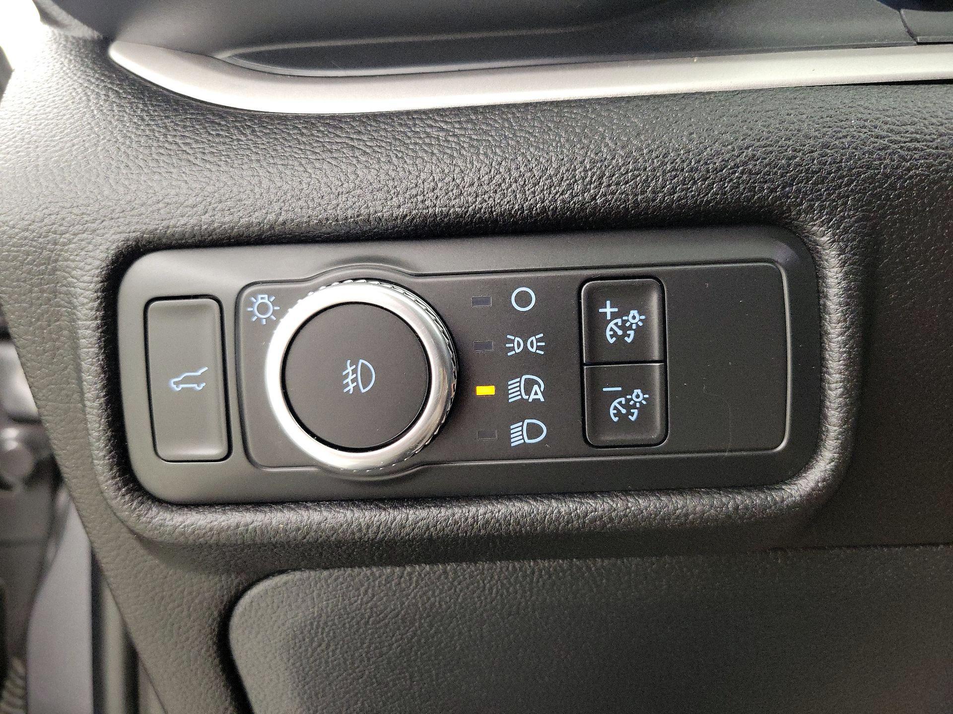 Thumbnail: 2022 Ford Explorer - 13