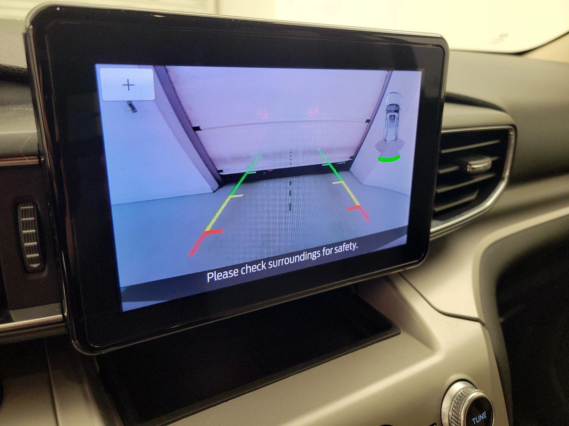 Thumbnail: 2022 Ford Explorer - 15