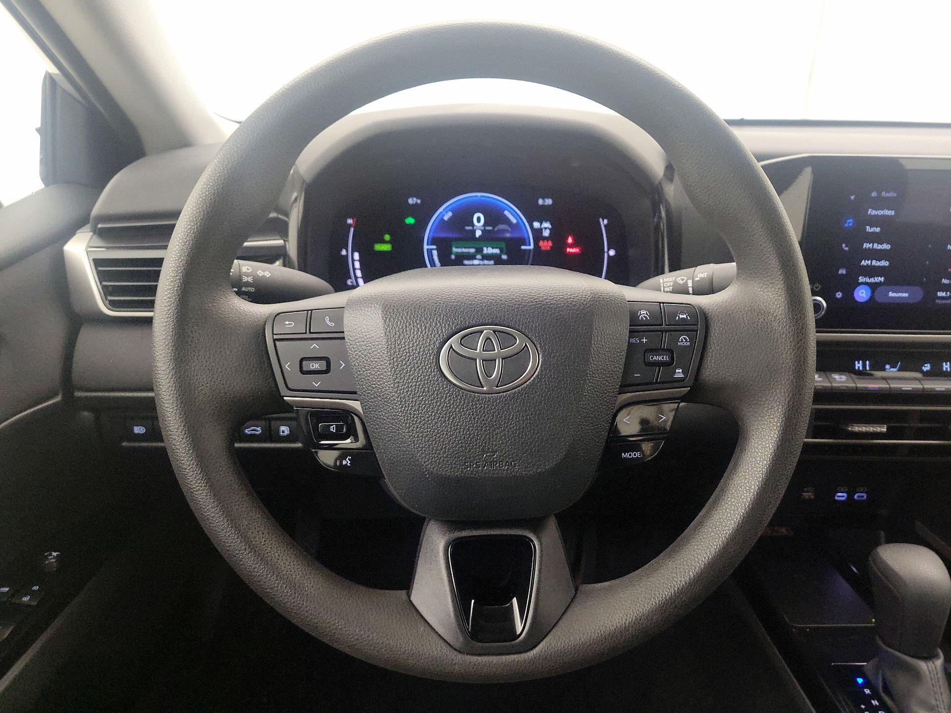 Thumbnail: 2025 Toyota Camry - 10