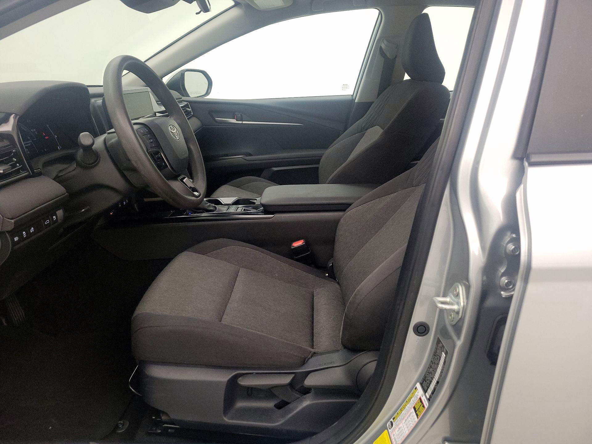 Thumbnail: 2025 Toyota Camry - 11