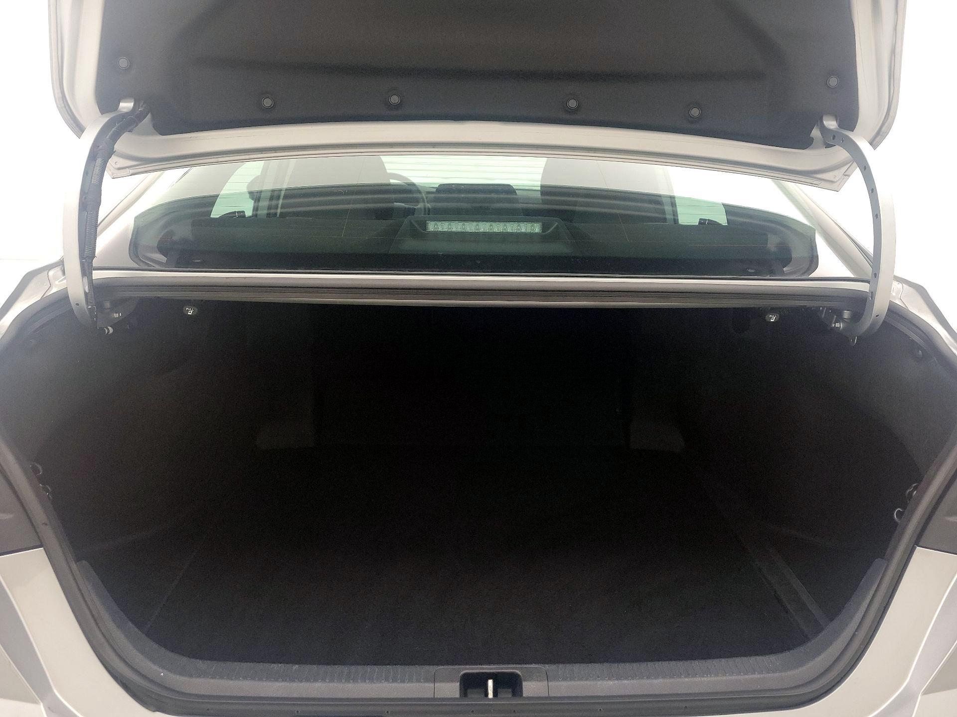 Thumbnail: 2025 Toyota Camry - 20