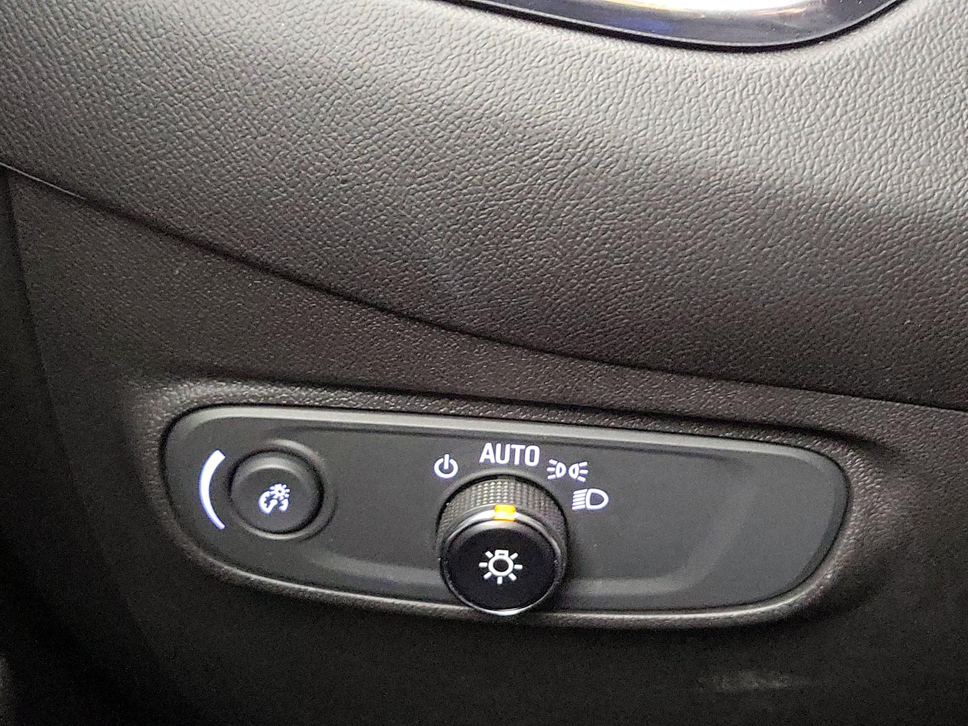 Thumbnail: 2023 Chevrolet Equinox - 13