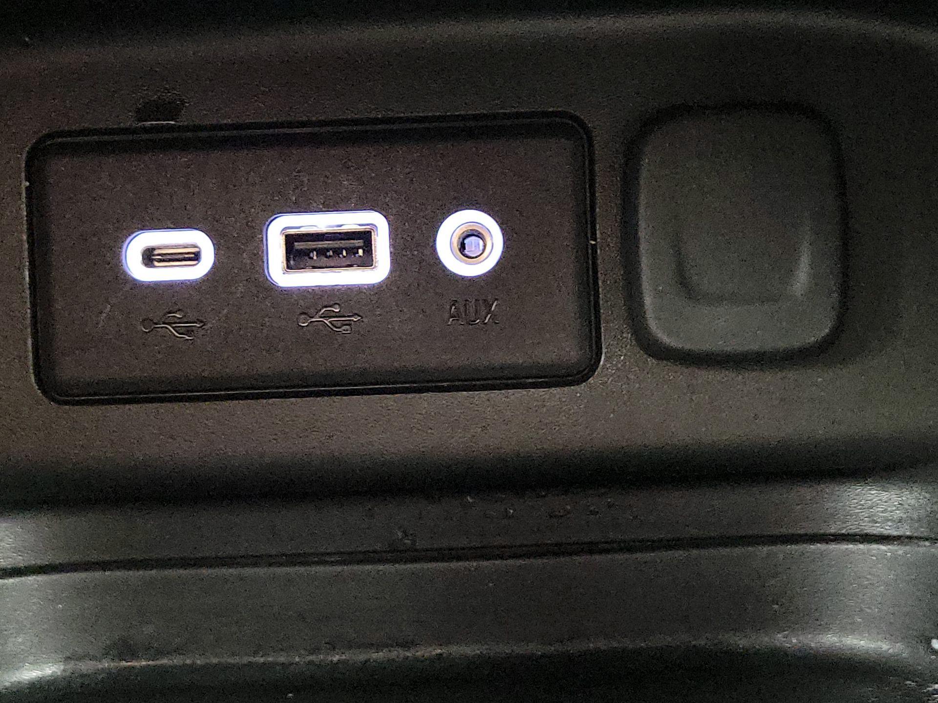 Thumbnail: 2023 Chevrolet Equinox - 18