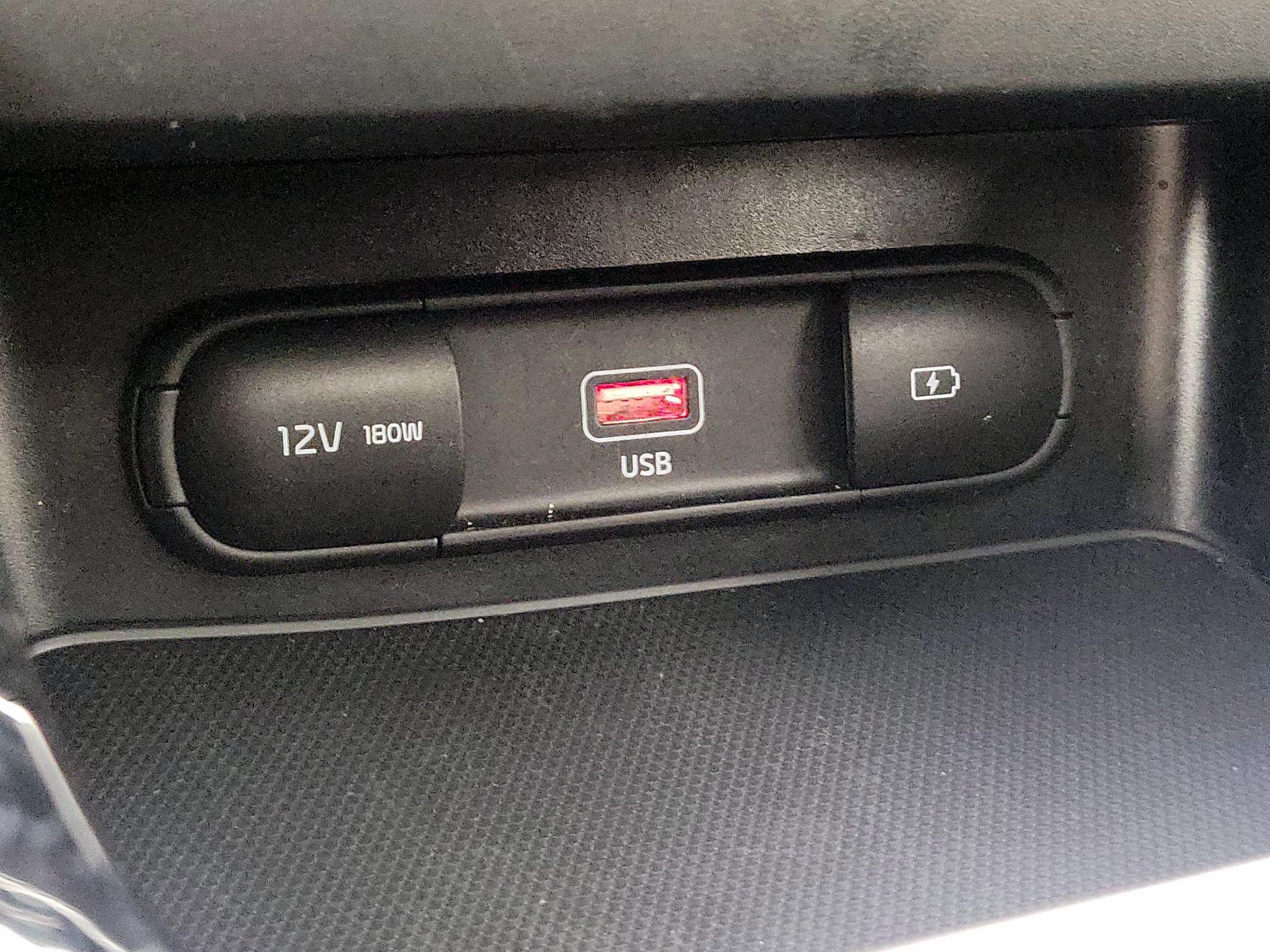 Thumbnail: 2022 Kia Forte - 19