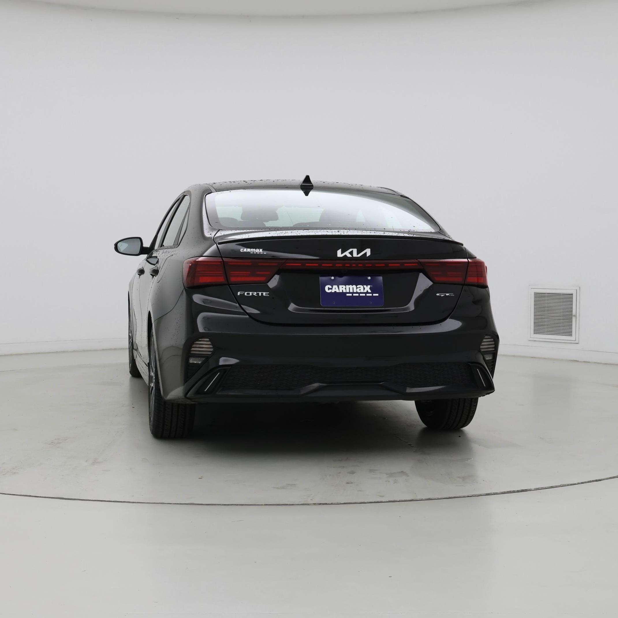 Thumbnail: 2022 Kia Forte - 6