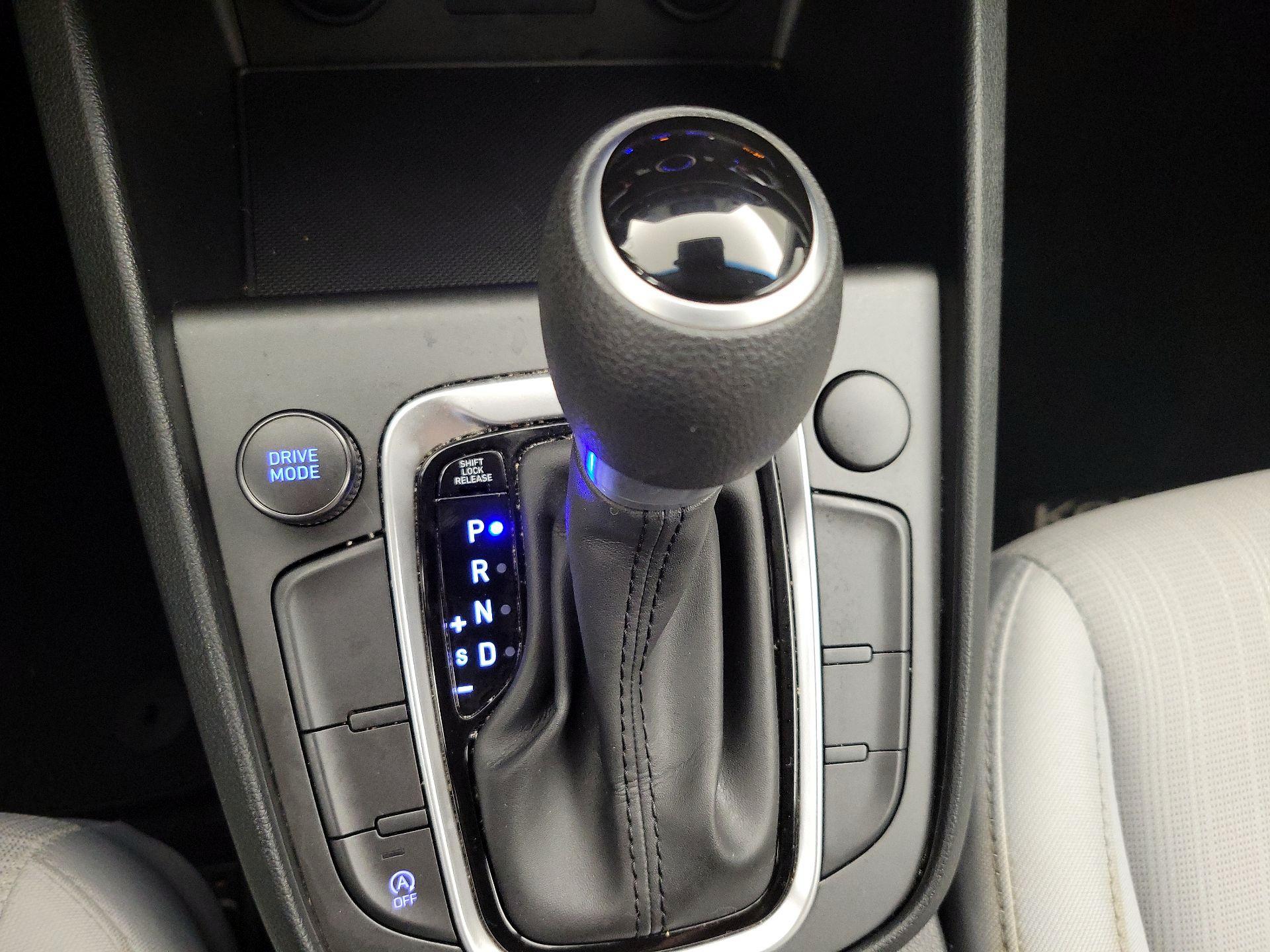 Thumbnail: 2022 Hyundai Kona - 17